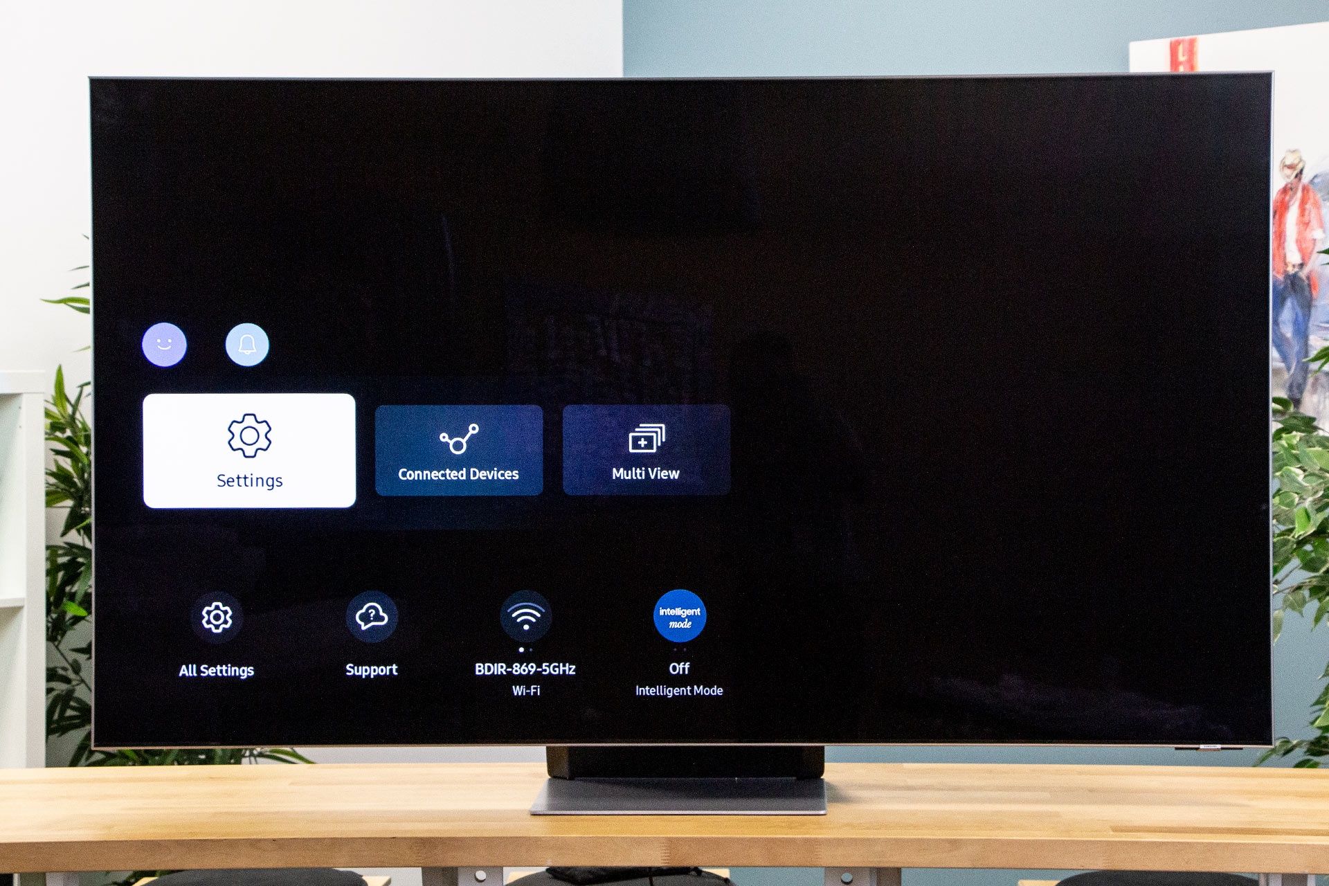 Samsung Neo QLED QN95B - Tizne 7.0 wybór źródła