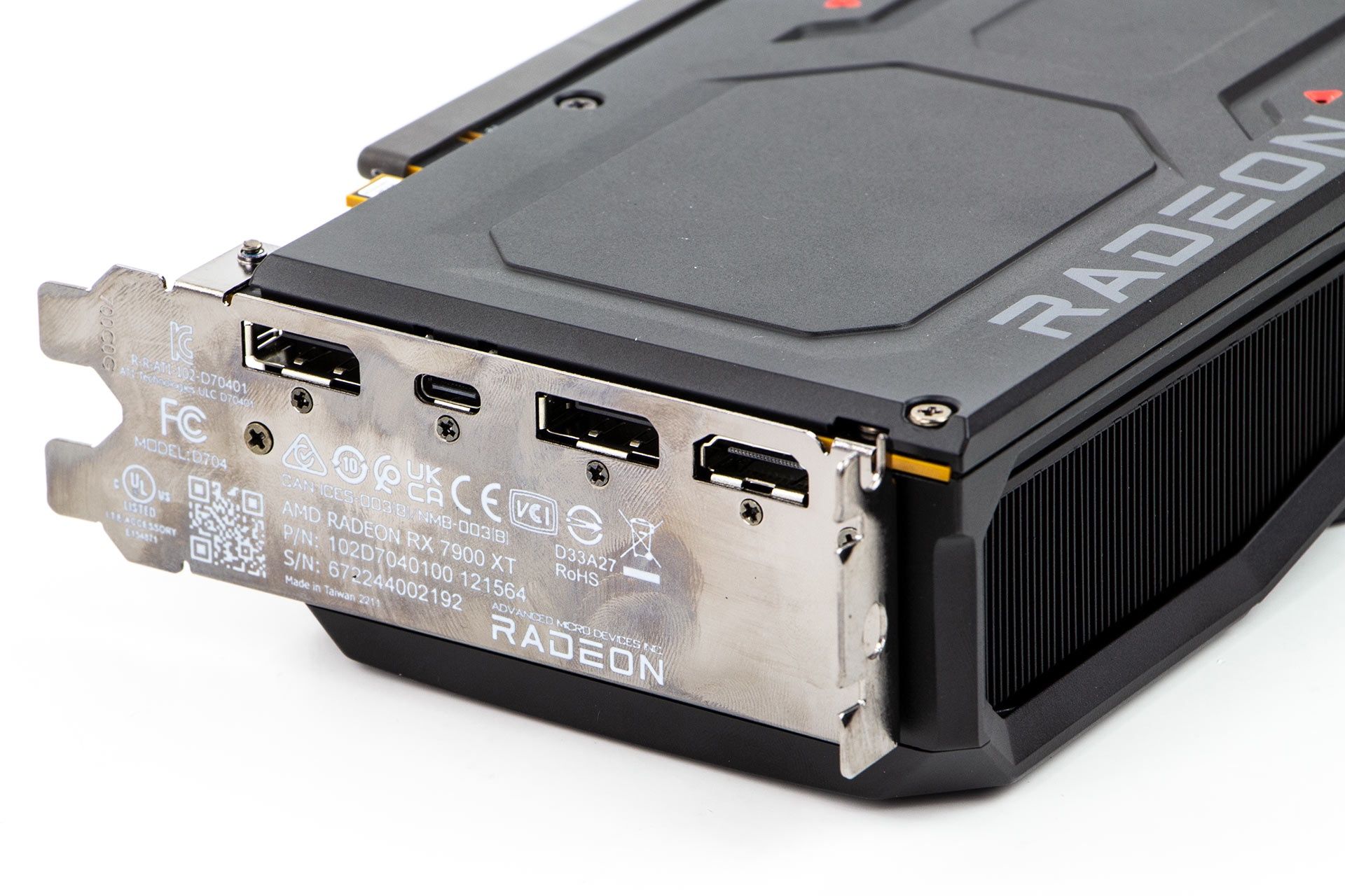 AMD Radeon RX 7900 XT - złącza
