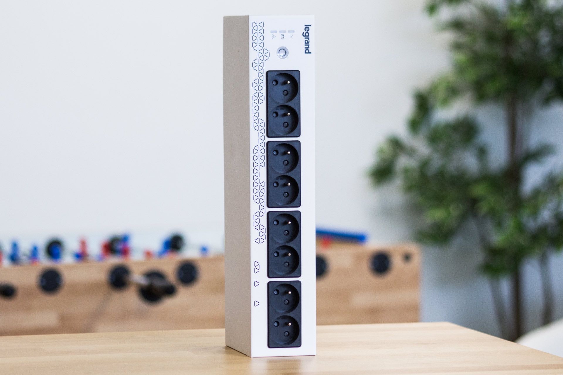 Legrand Keor PDU 800VA - możliwość pracy w różnych pozycjach