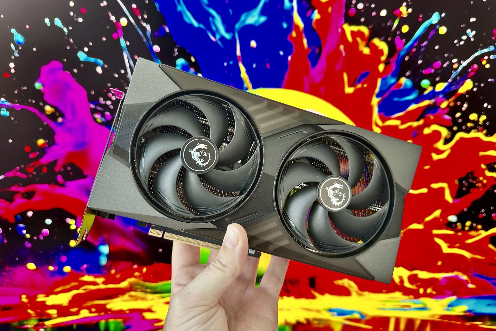 MSI GeForce RTX 5060 Ti Gaming OC - w ręce