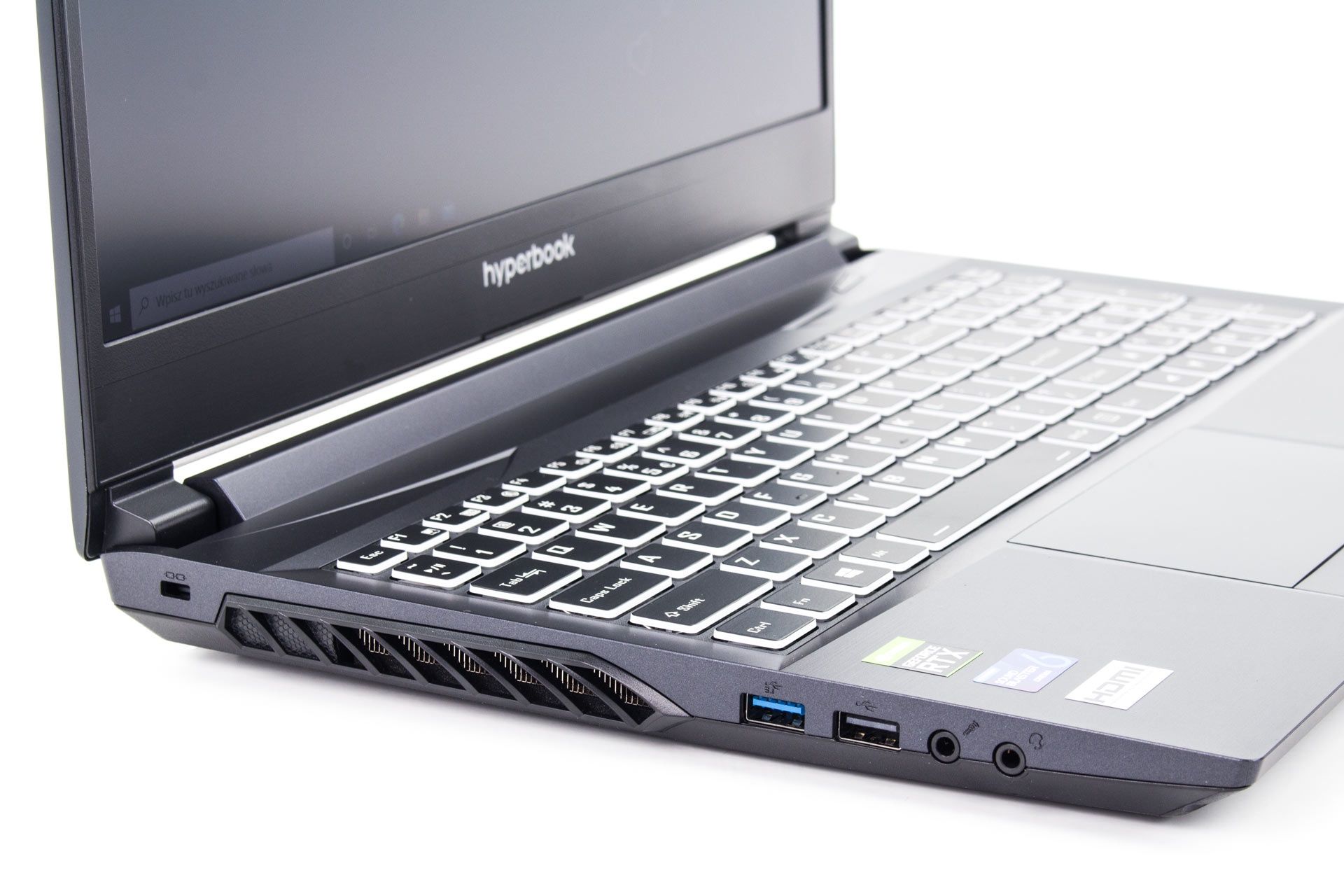 Hyperbook NH5 z RTX 3060 - porty po lewej