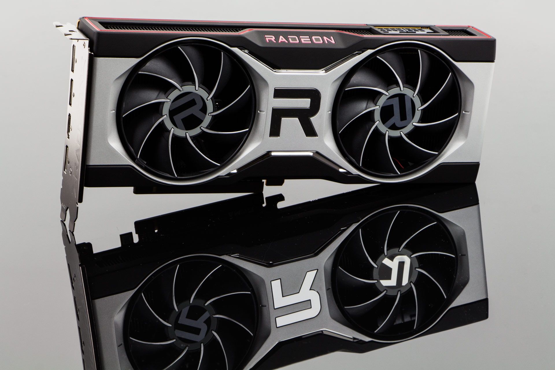 AMD Radeon RX 6700 XT