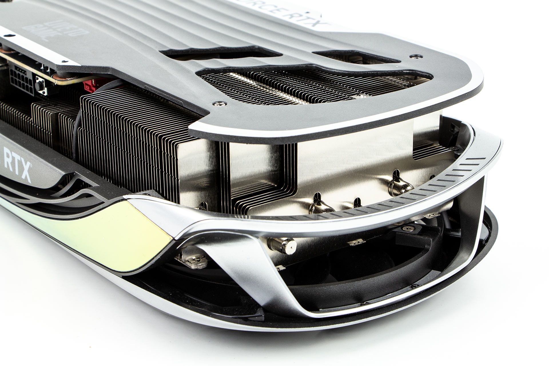 Zotac GeForce RTX 4080 AMP Extreme AIRO - tył karty