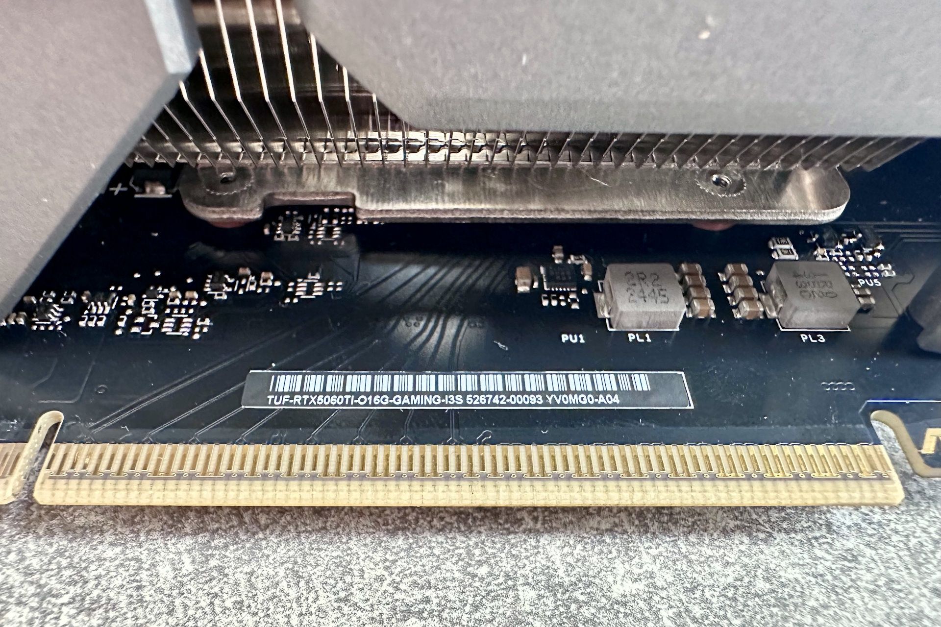 GeForce RTX 5060 Ti - 8 lini PCI-E