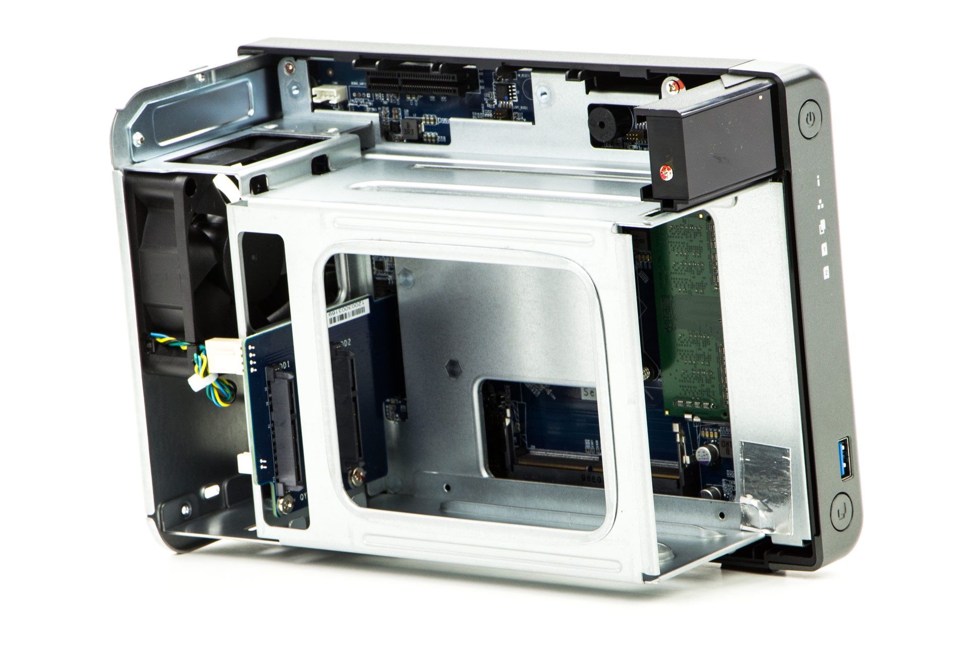 QNAP TS-253D - w środku