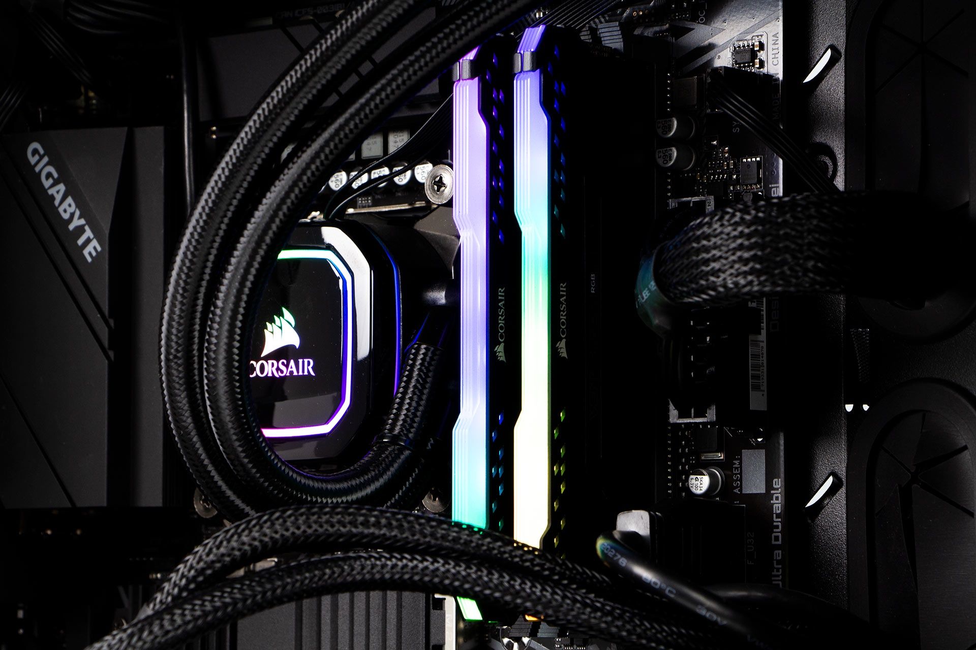 Optimus E-Sport Extreme GZ590T - pamięci RAM i AIO