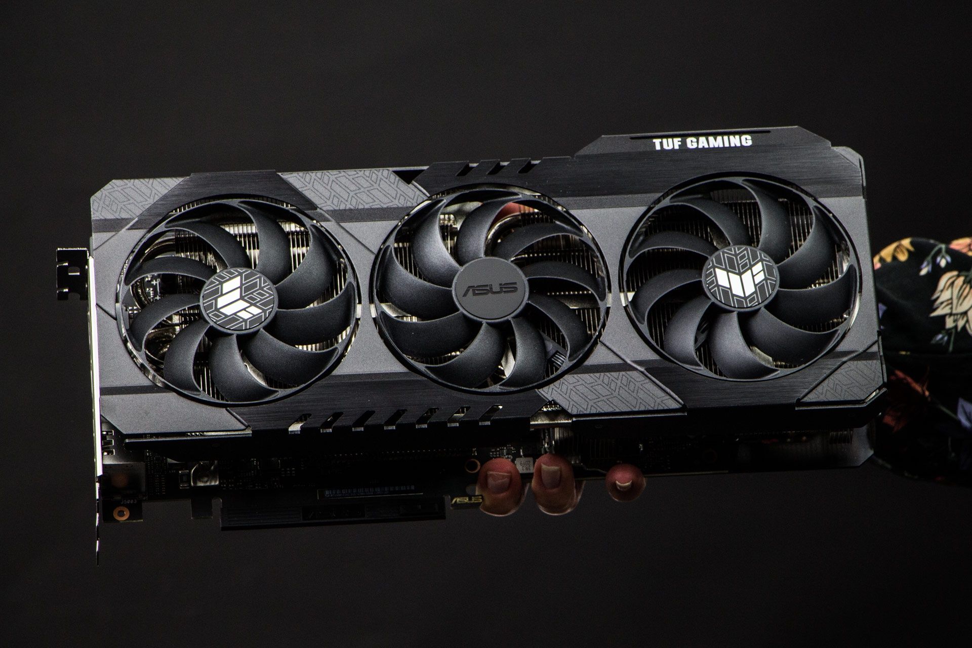 ASUS TUF GeForce RTX 3090 OC - król wydajności