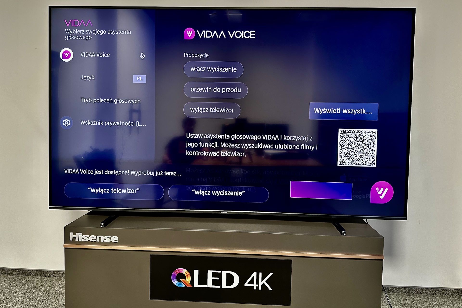 Hisense 100E7NQ PRO - asystent VIDAA Voice