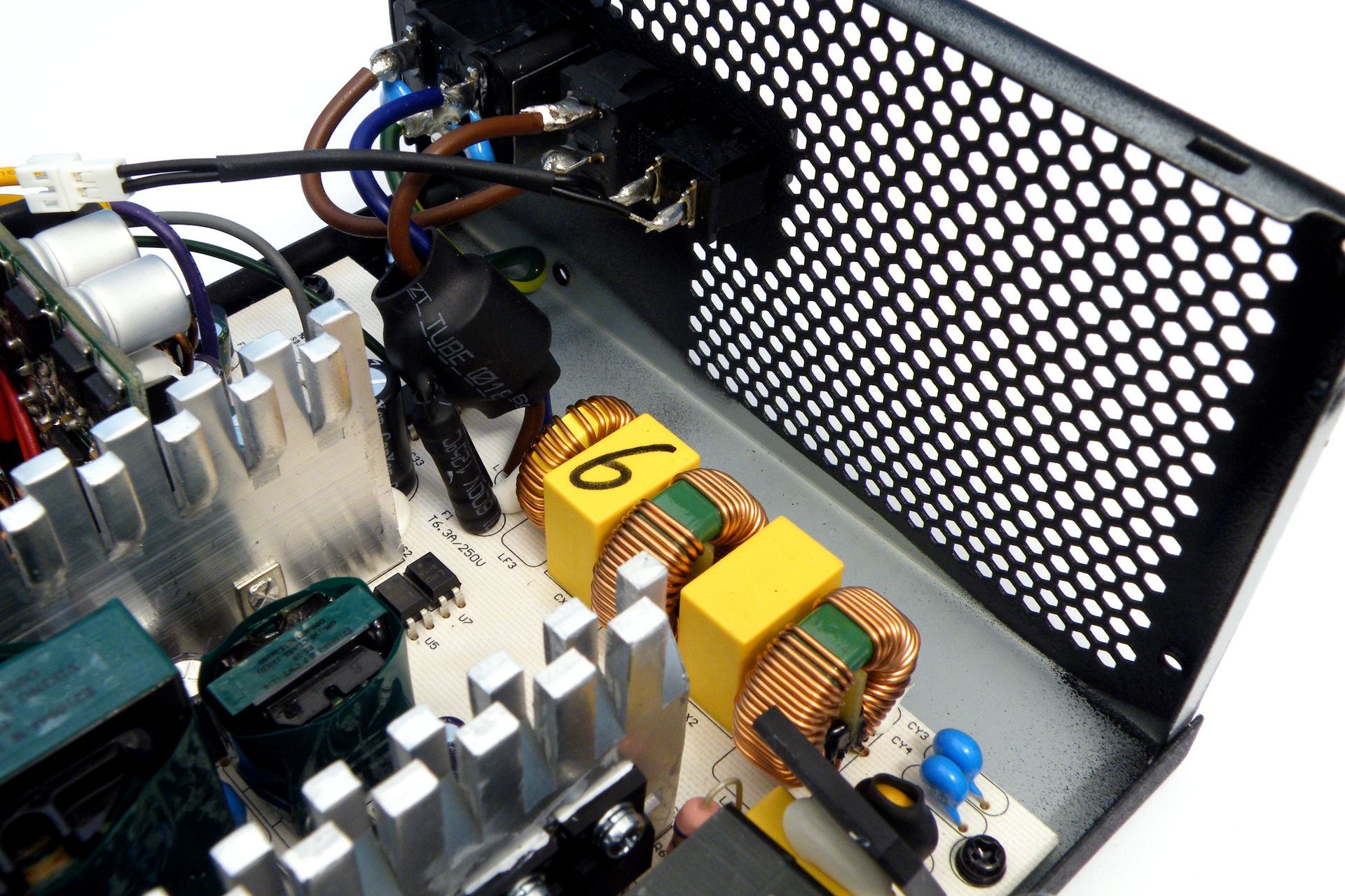 Chieftec Photon Gold 650W - wnętrze