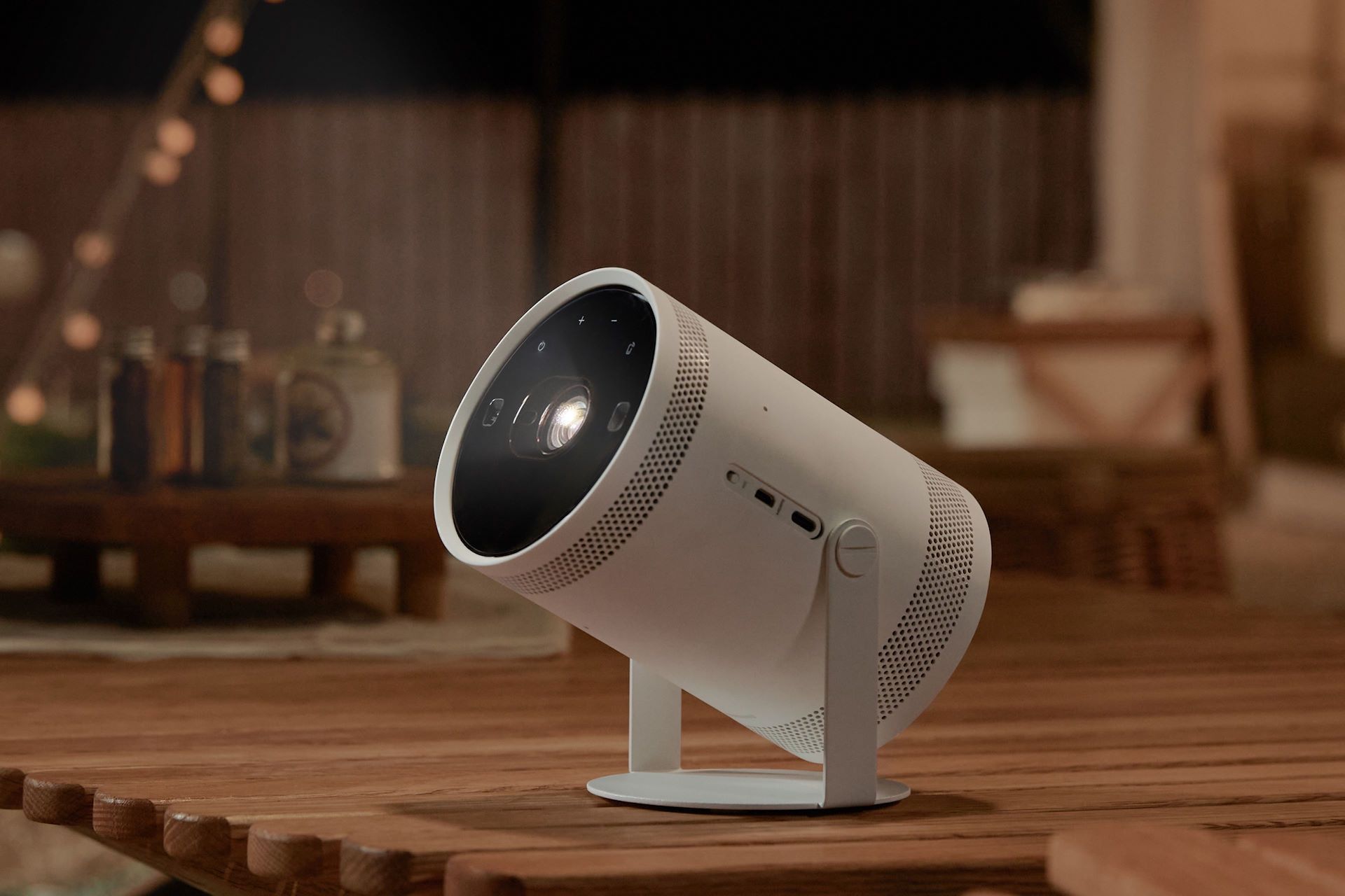 Samsung The Freestyle 2024