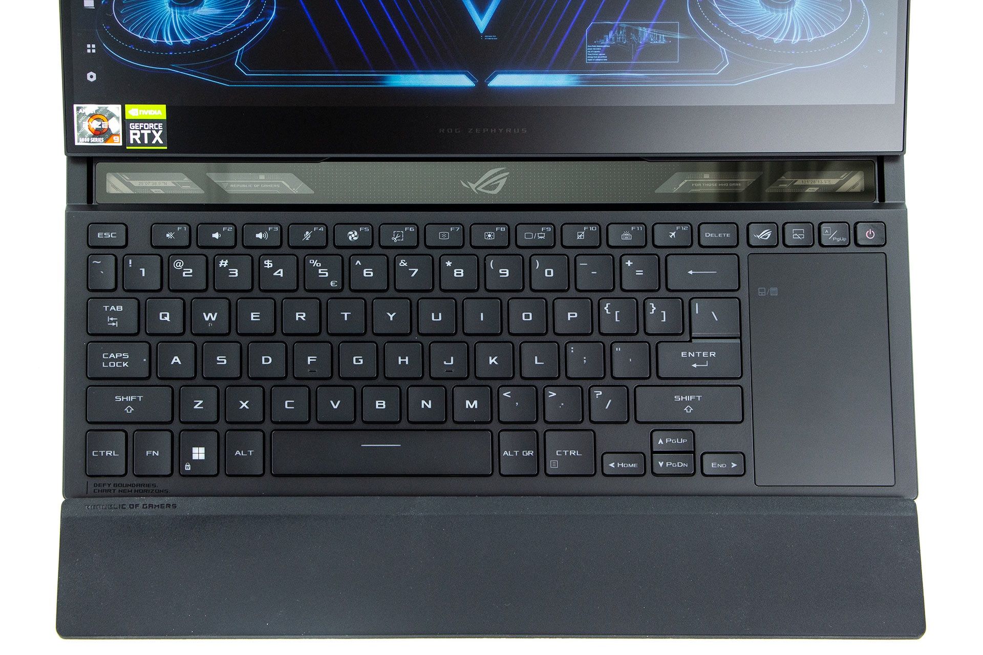 ASUS ROG Zephyrus Duo 16 -