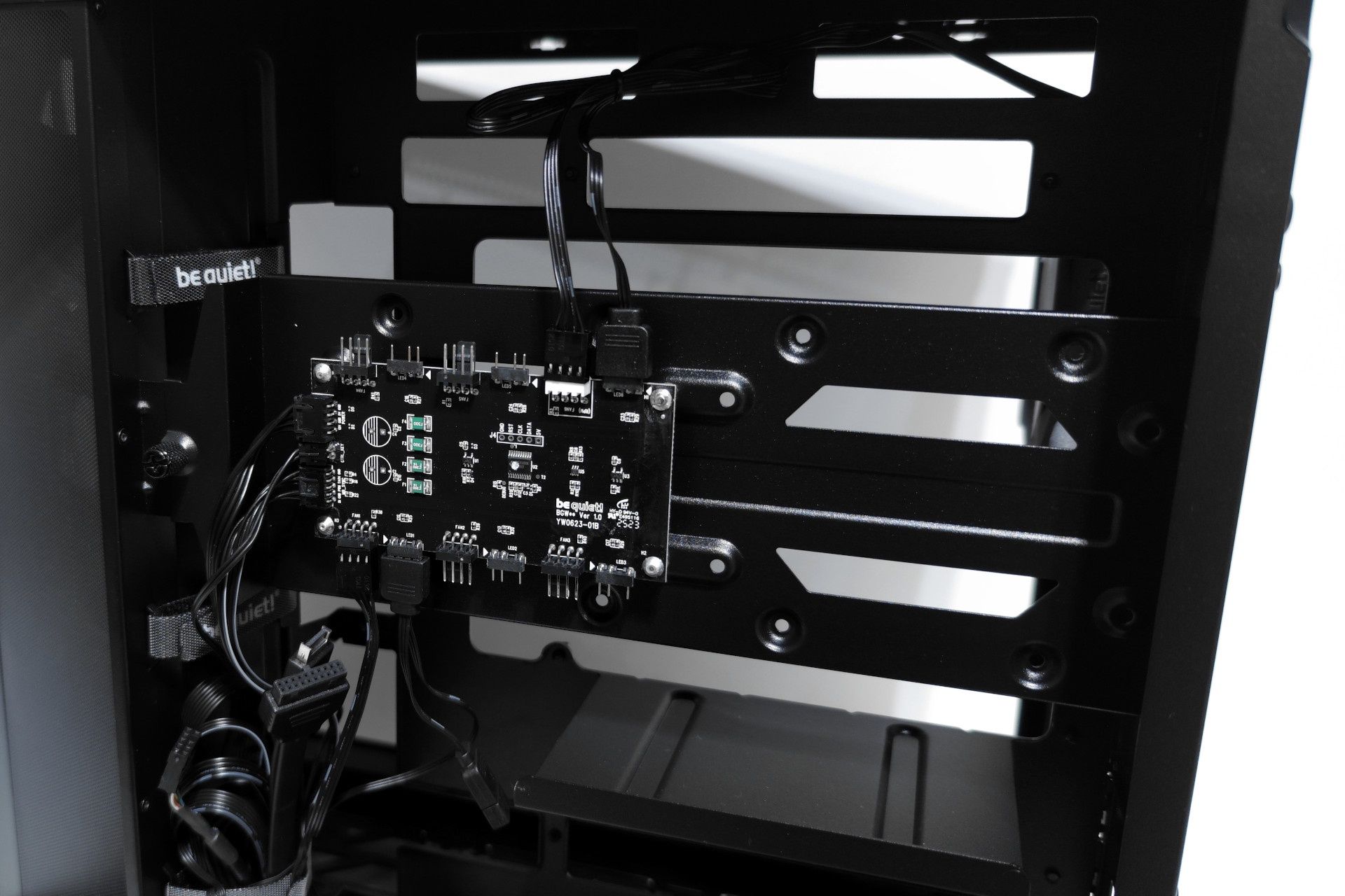 be quiet! Light Base 500 LX