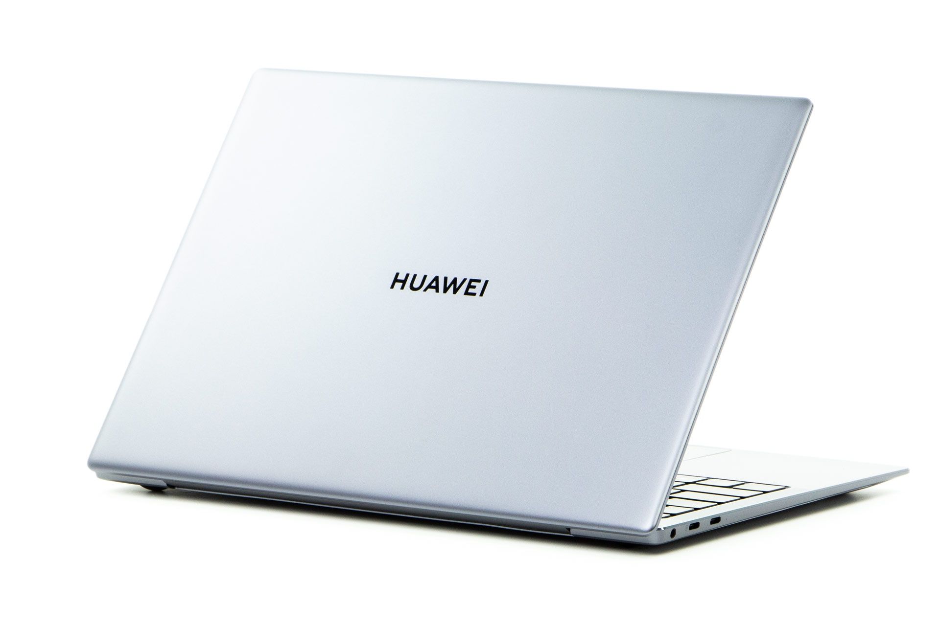 Huawei MateBook X PRO - widok od tyłu
