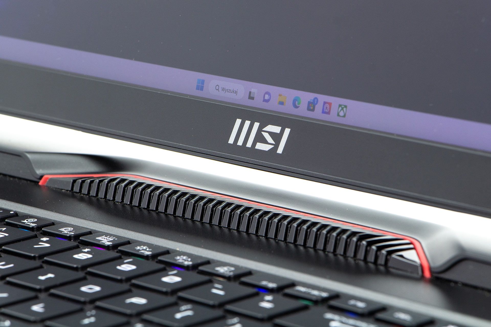 MSI Raider GE78 HX 13V - logo