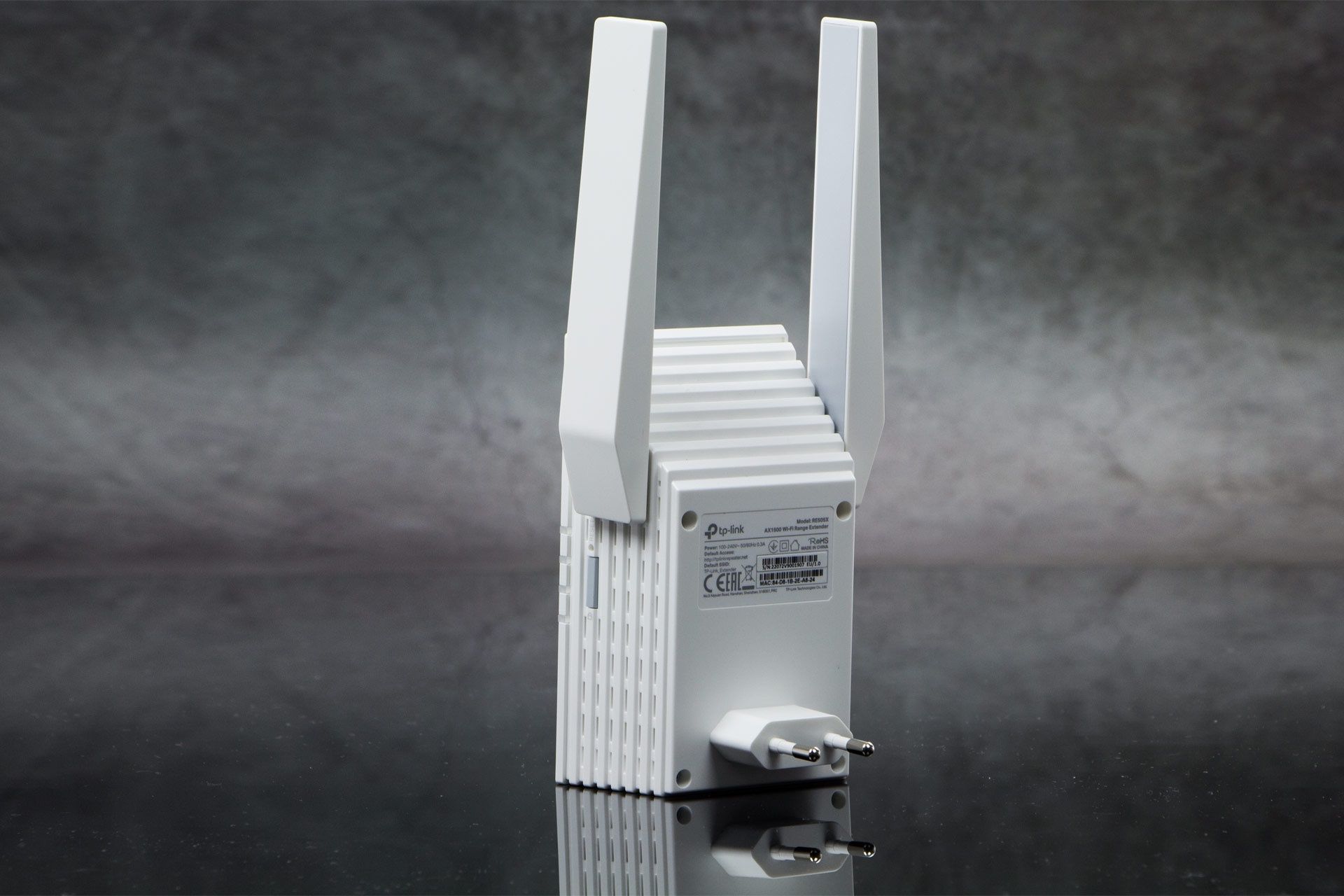 TP-Link RE505X - Widok z tyłu