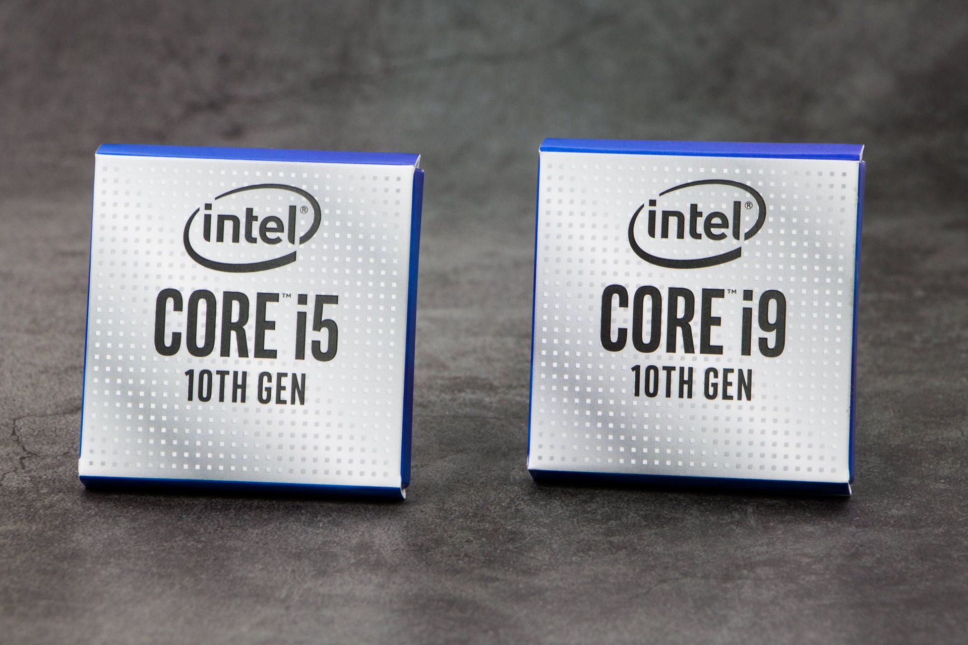 Intel Core i9-10900K i Core i5-10600K