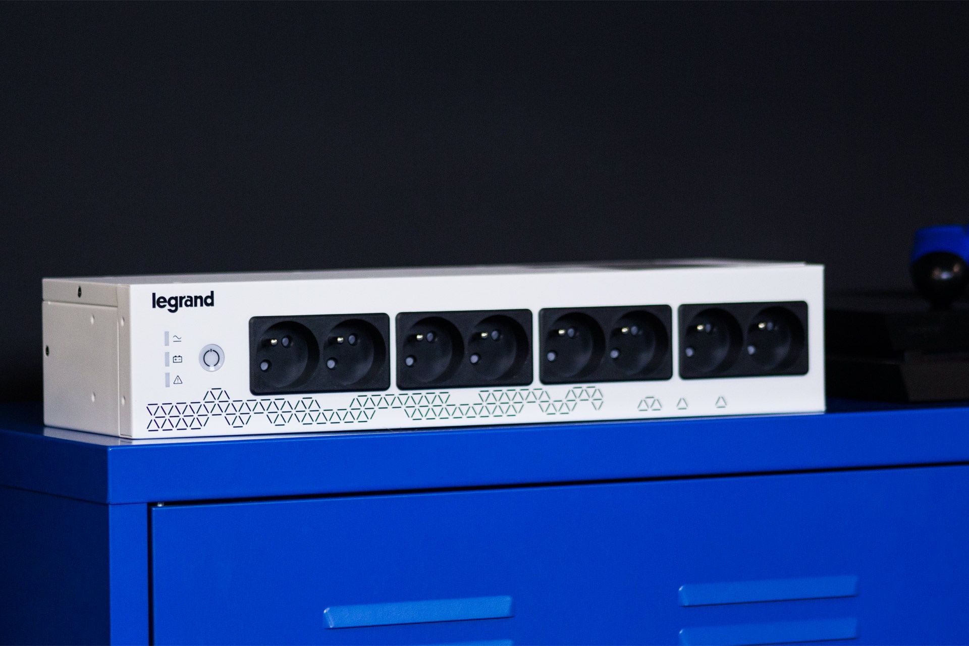 Legrand Keor PDU 800VA - atrakcyjny design