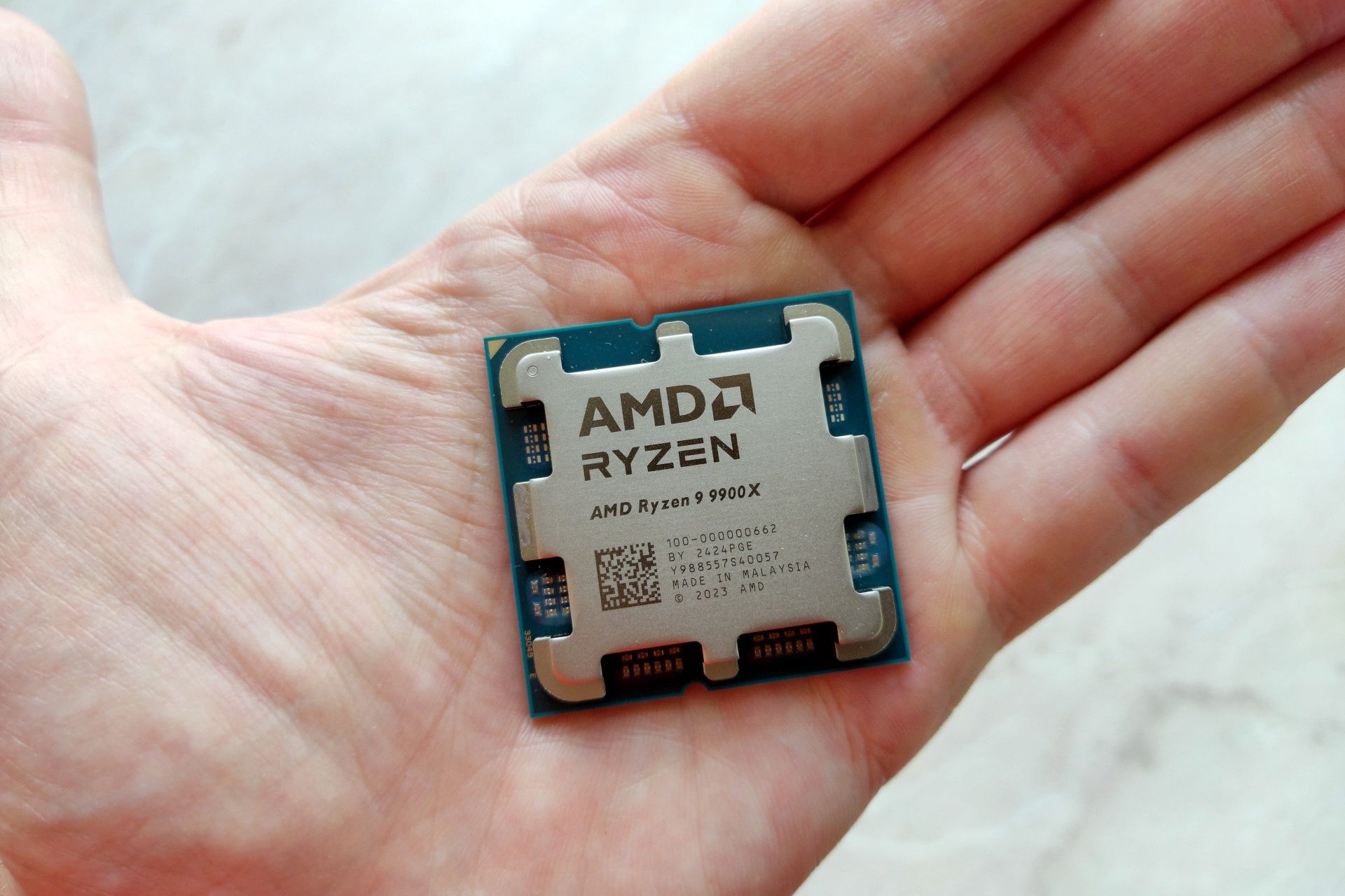 Procesor AMD Ryzen 9 9900X