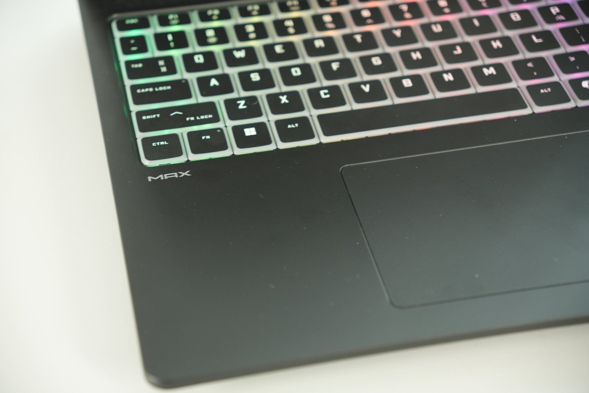 OMEN MAX 16 - touchpad