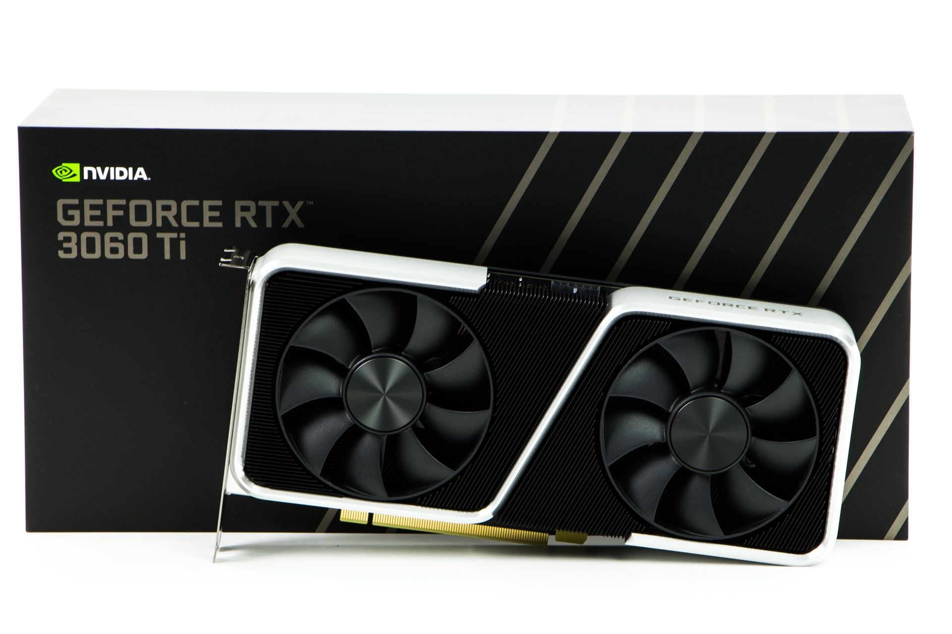 NVIDIA GeForce RTX 3060 Ti - obok pudełka