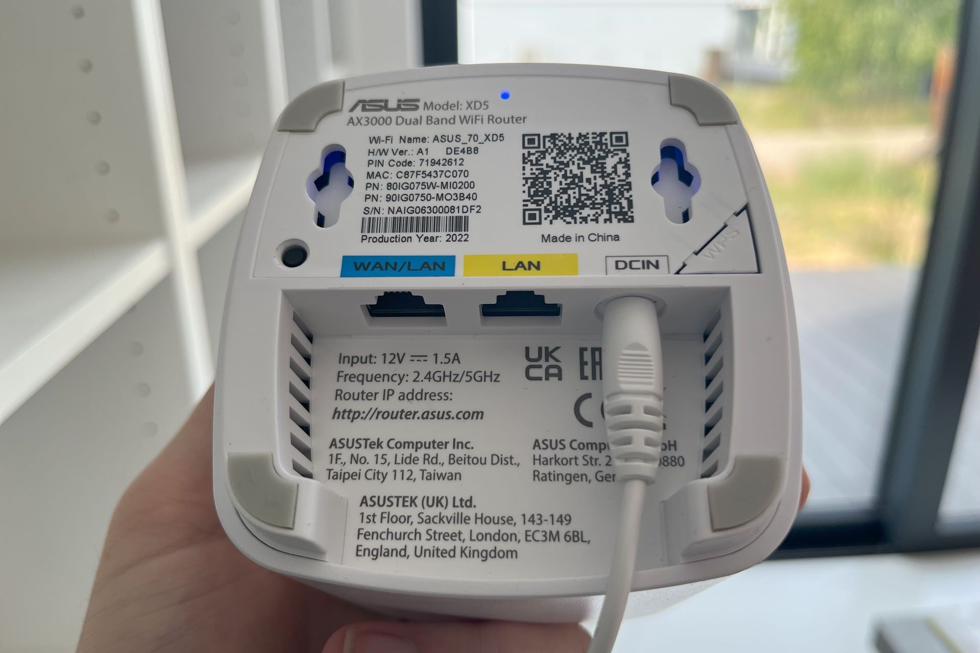ASUS ZenWiFi XD5 - od spodu