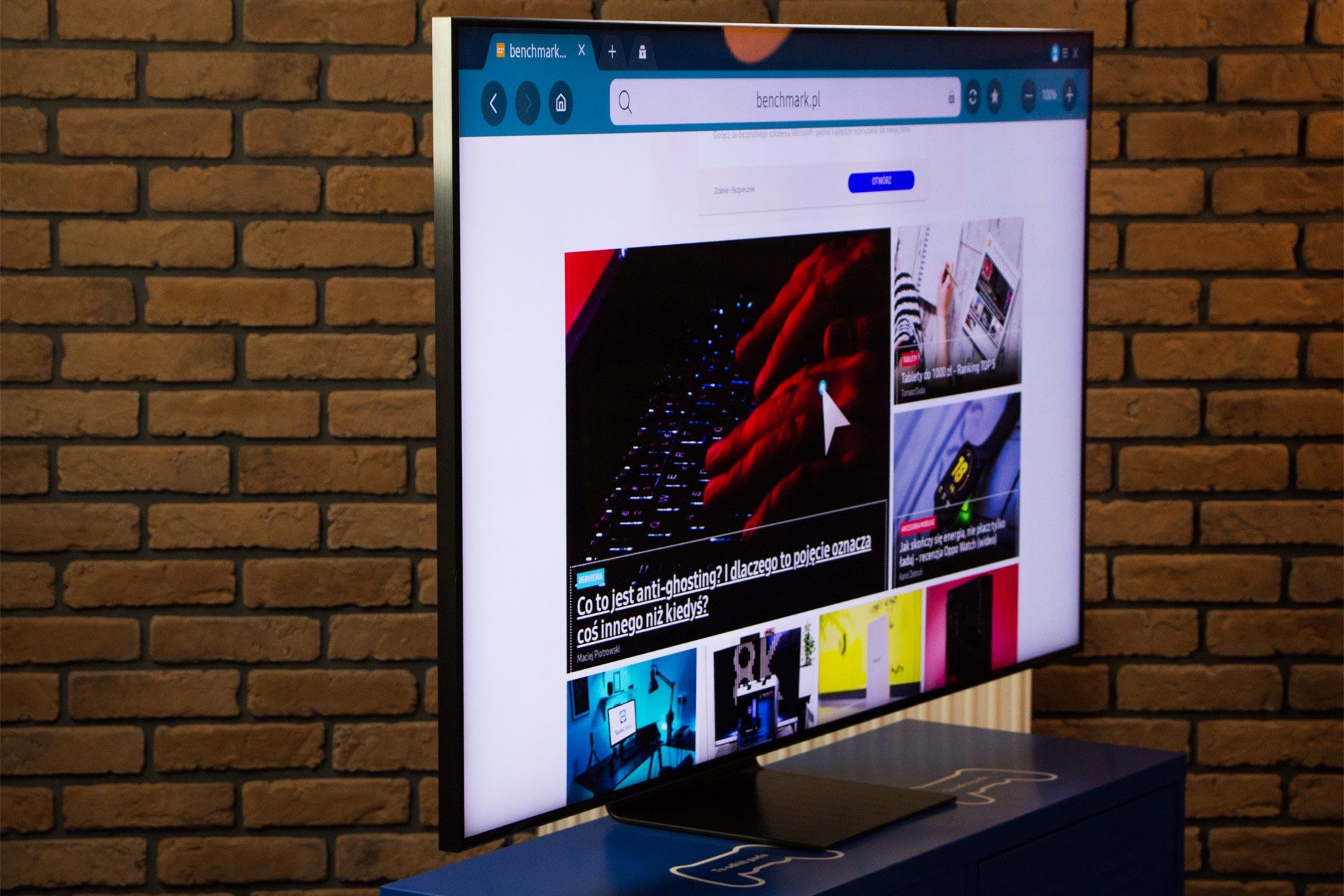 Samsung Q800T - Nowoczesny design