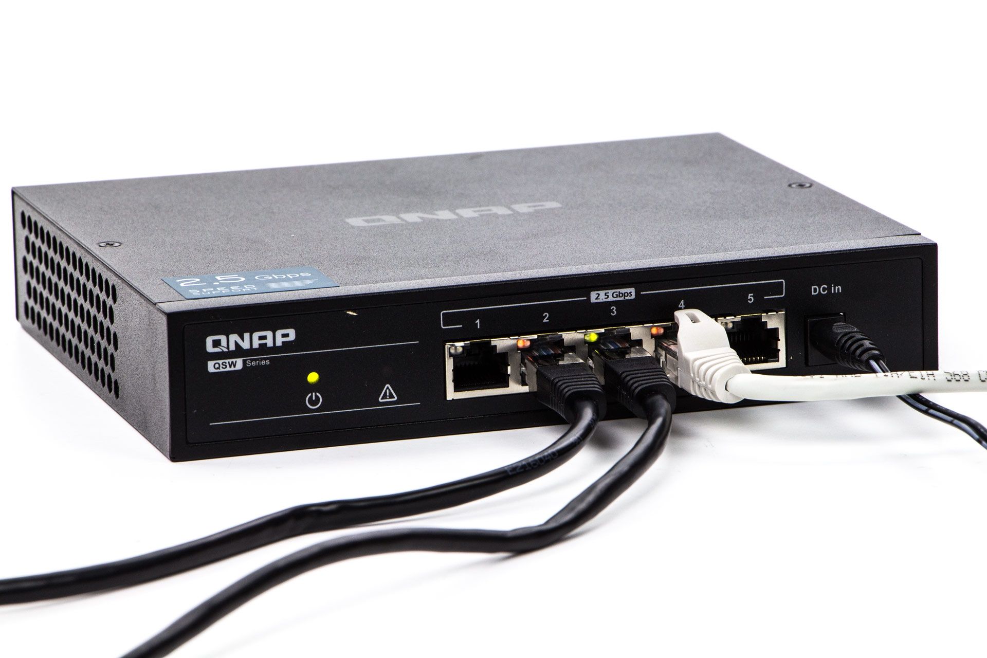 QNAP QSW-1105-5T - diody sygnalizujące