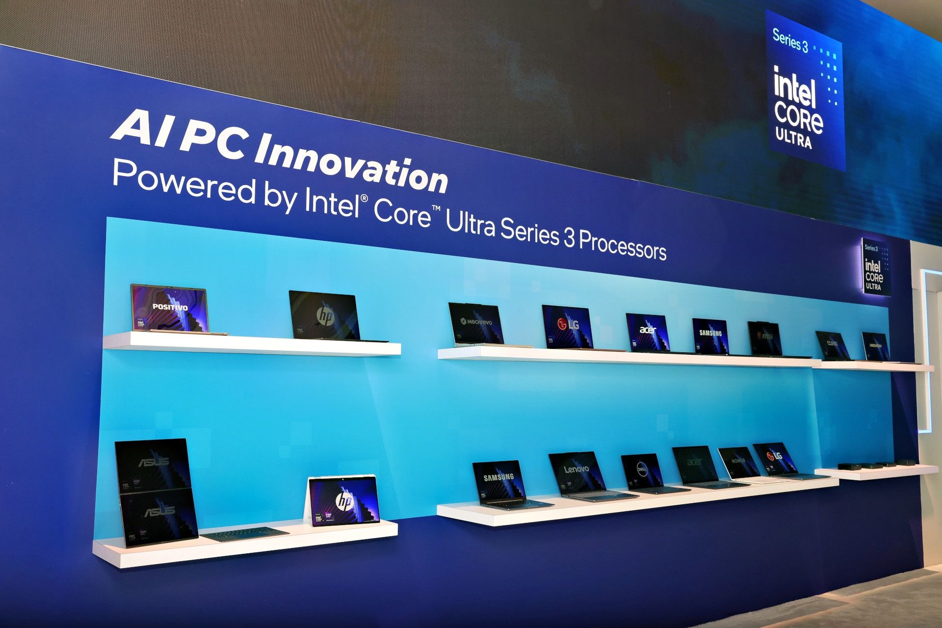 Laptopy z procesorami Intel Core Ultra 300