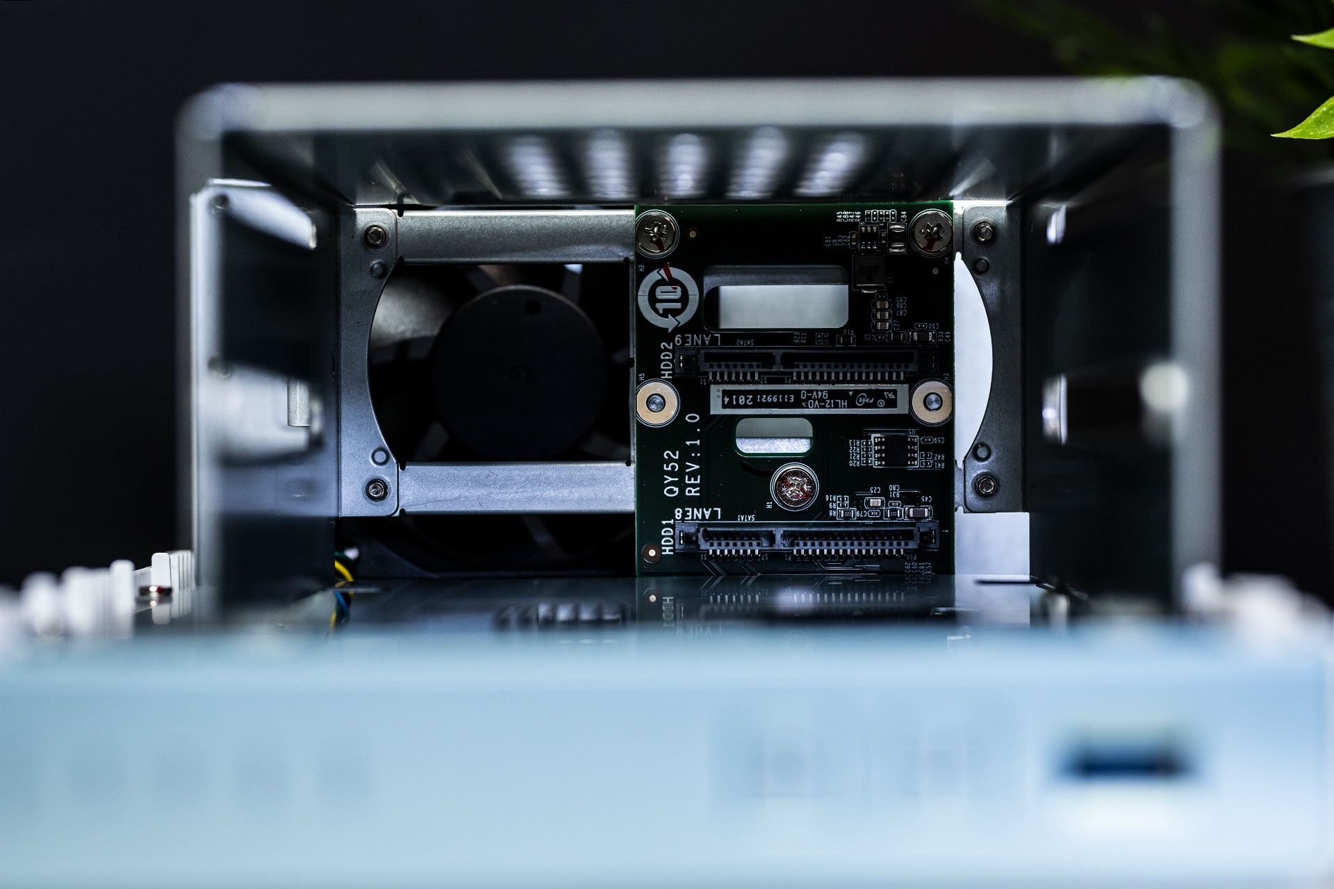 QNAP TS-231P3 - w środku