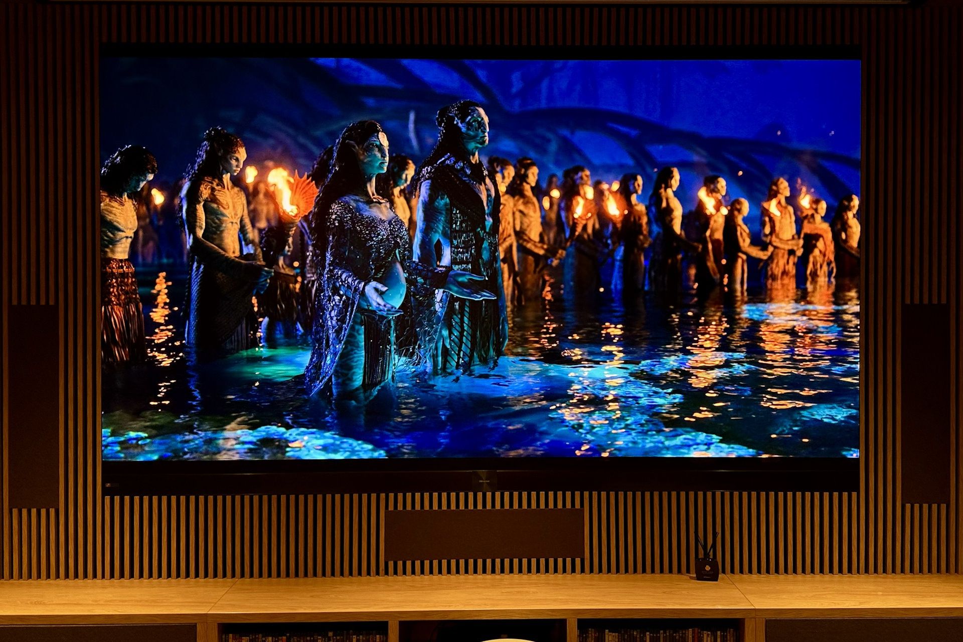 Hisense 136MX Micro LED - Film 2