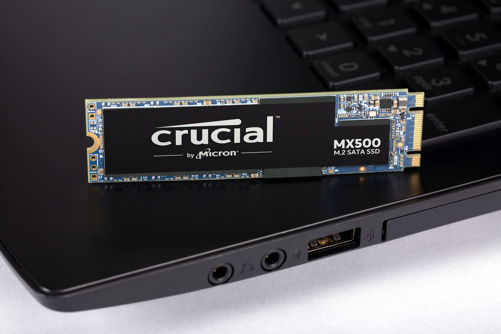 Crucial MX500 - dysk M.2 SATA