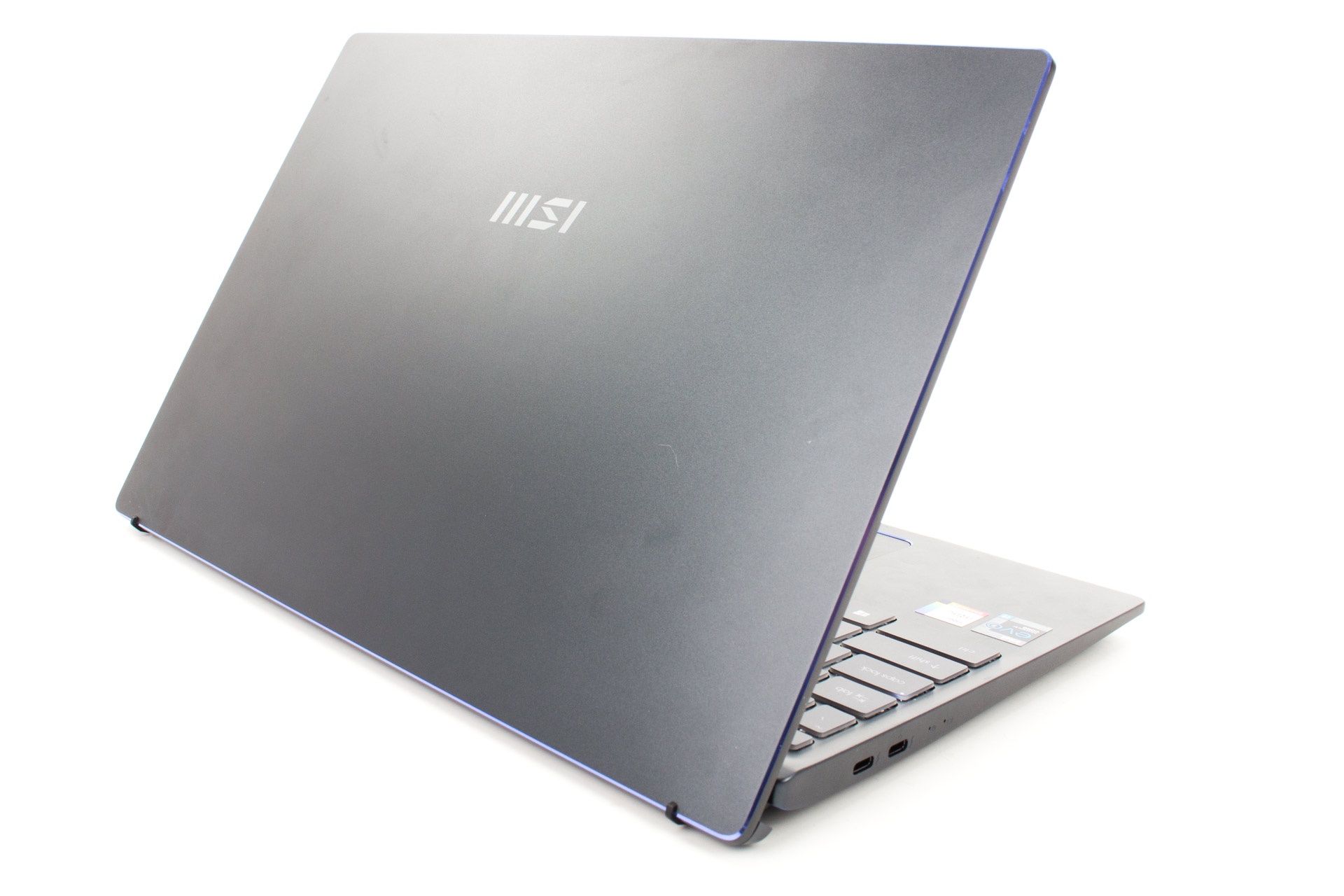 MSI Prestige 14 Evo - pokrywa