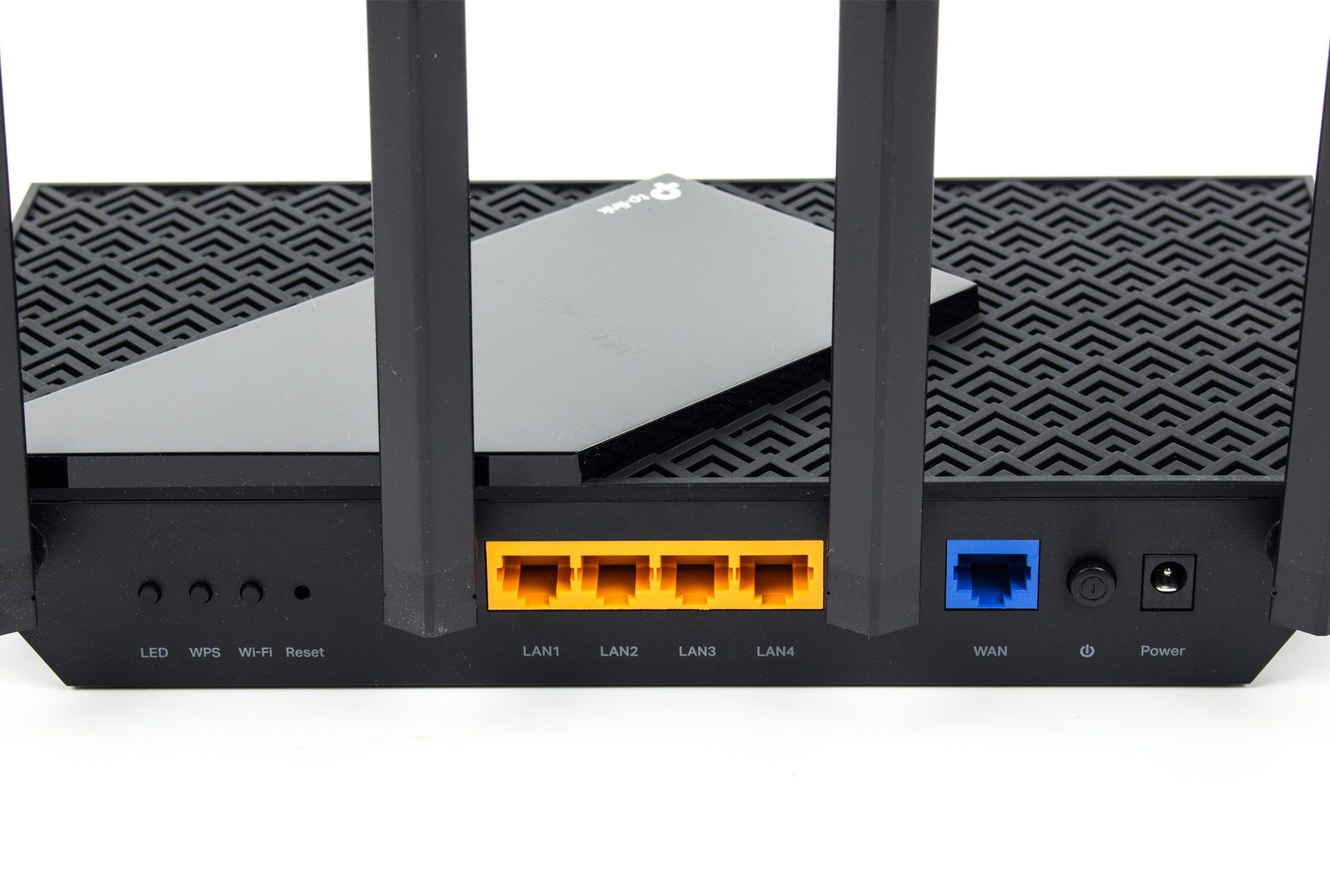 TP-Link Archer AX73 - złącza i przyciski
