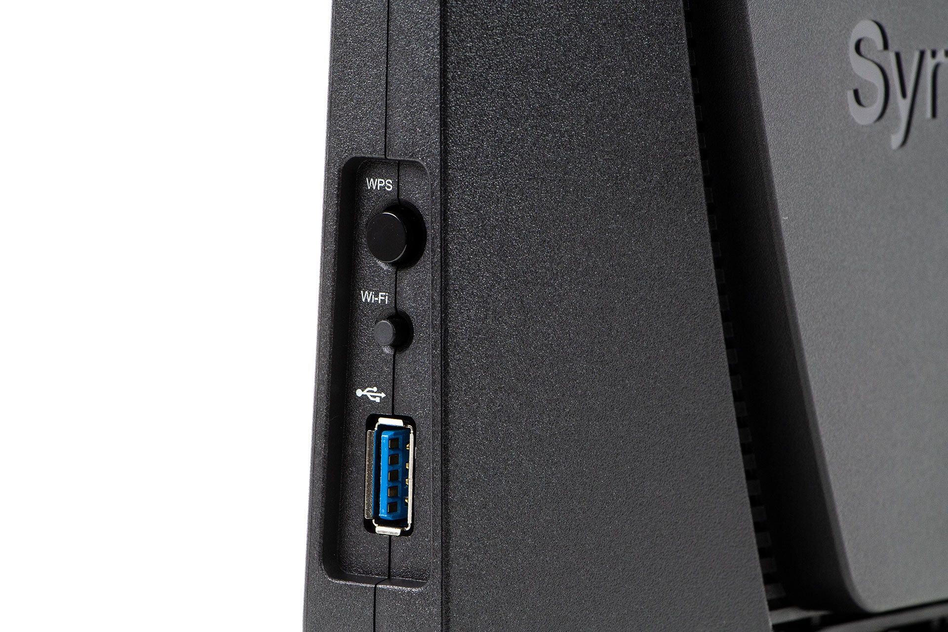 Synology WRX560 - USB