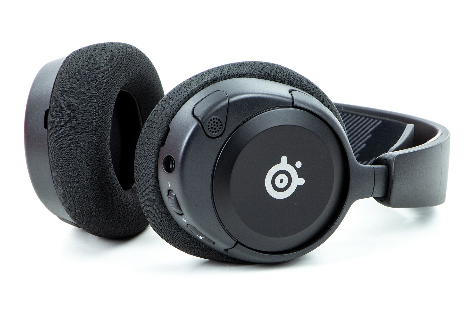 SteelSeries Arctis Nova 1