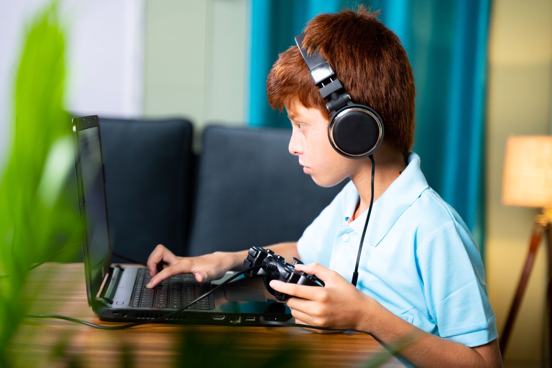 dziecko laptop gaming