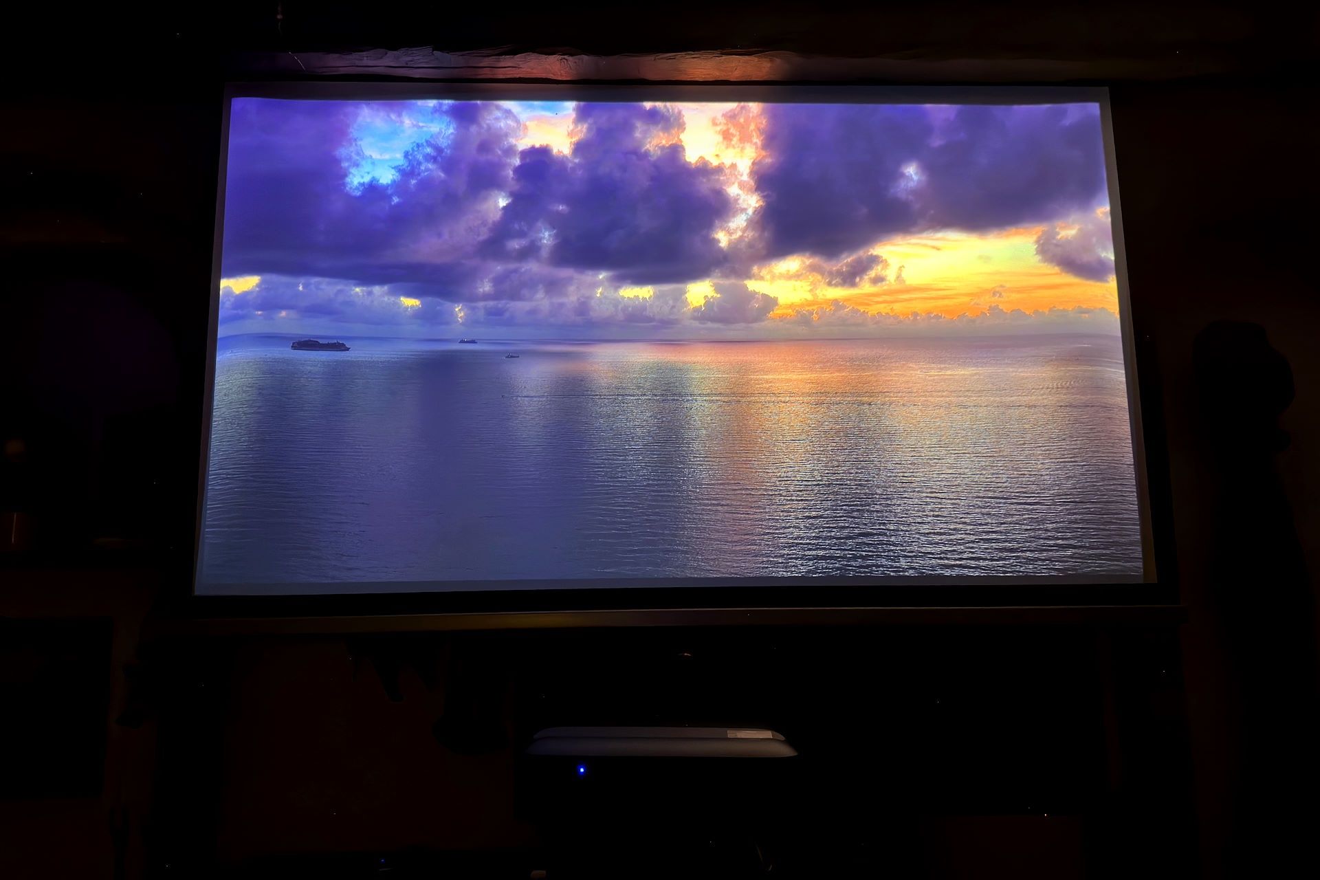 EPSON EH-LS650B - wrażenia z użytkowania 3