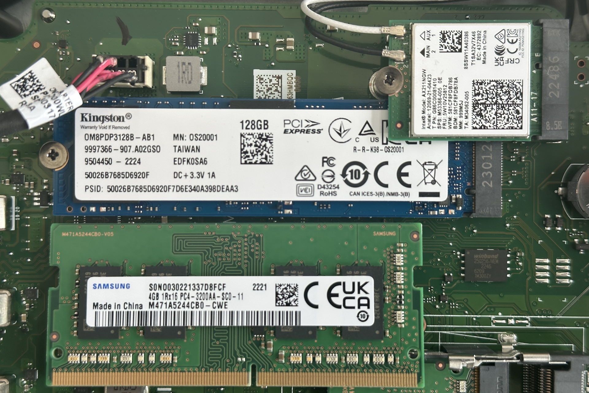 ASUS Chromebox 5 - wymienne podzespoły