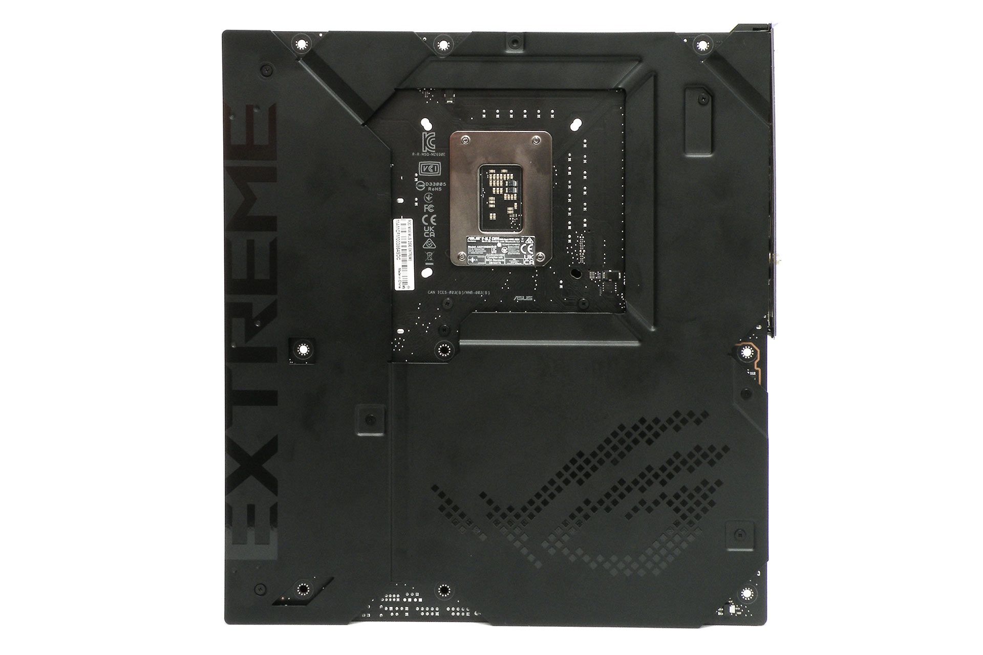 ASUS ROG Maximus Z690 Extreme - z tyłu