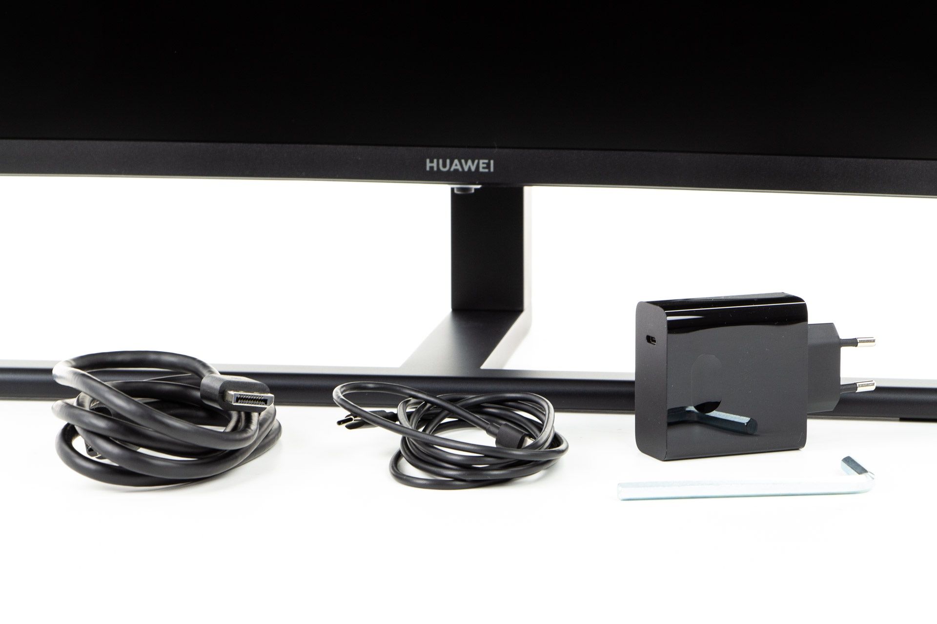 Huawei MateView GT-27 - zawartość zestawu