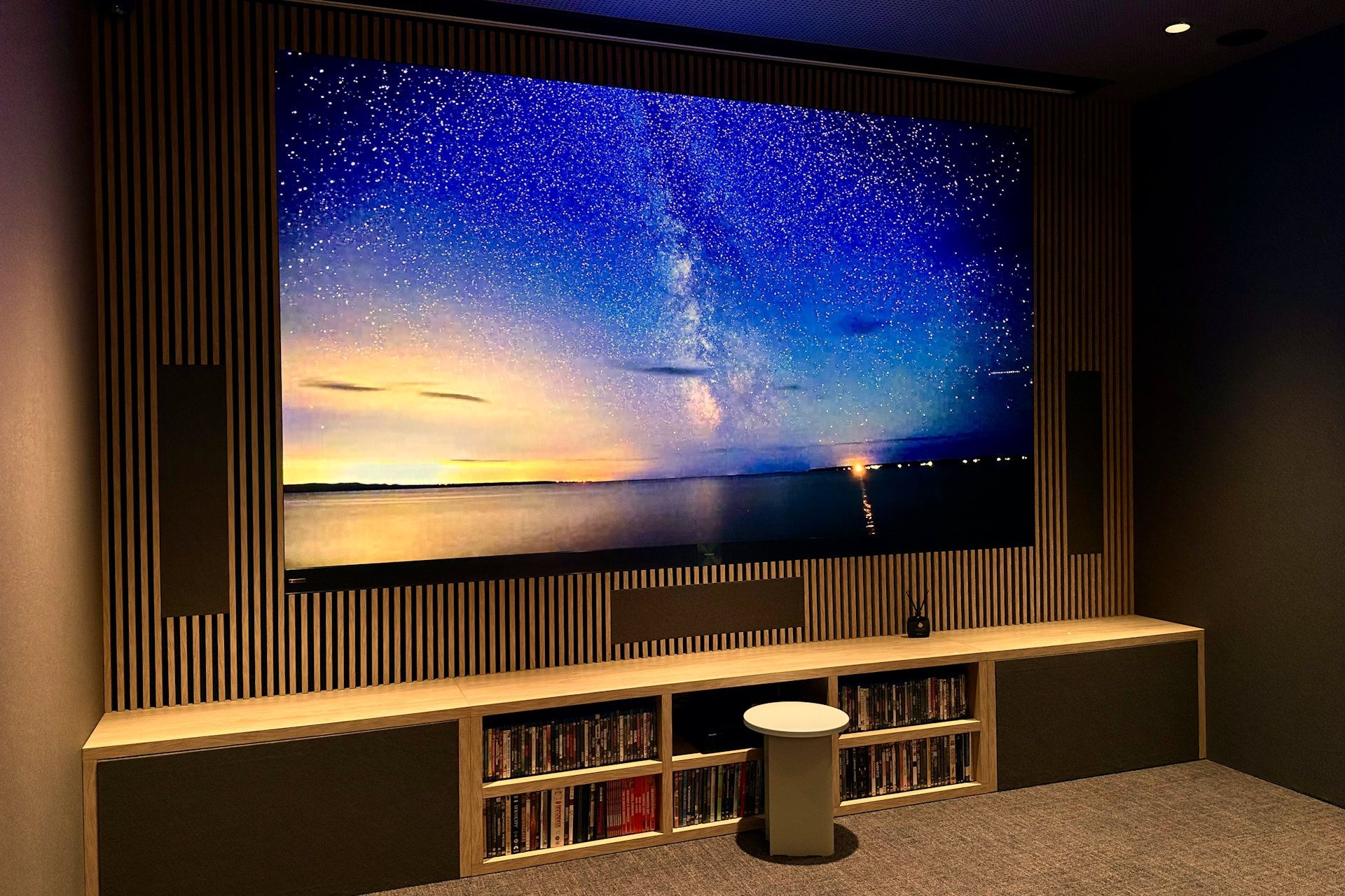 Hisense 136MX Micro LED - Film 3