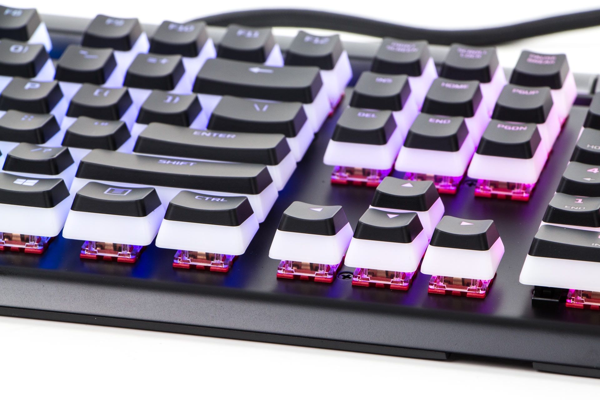 HyperX Alloy Elite  -  przezrostyczne nakładki klawiszy