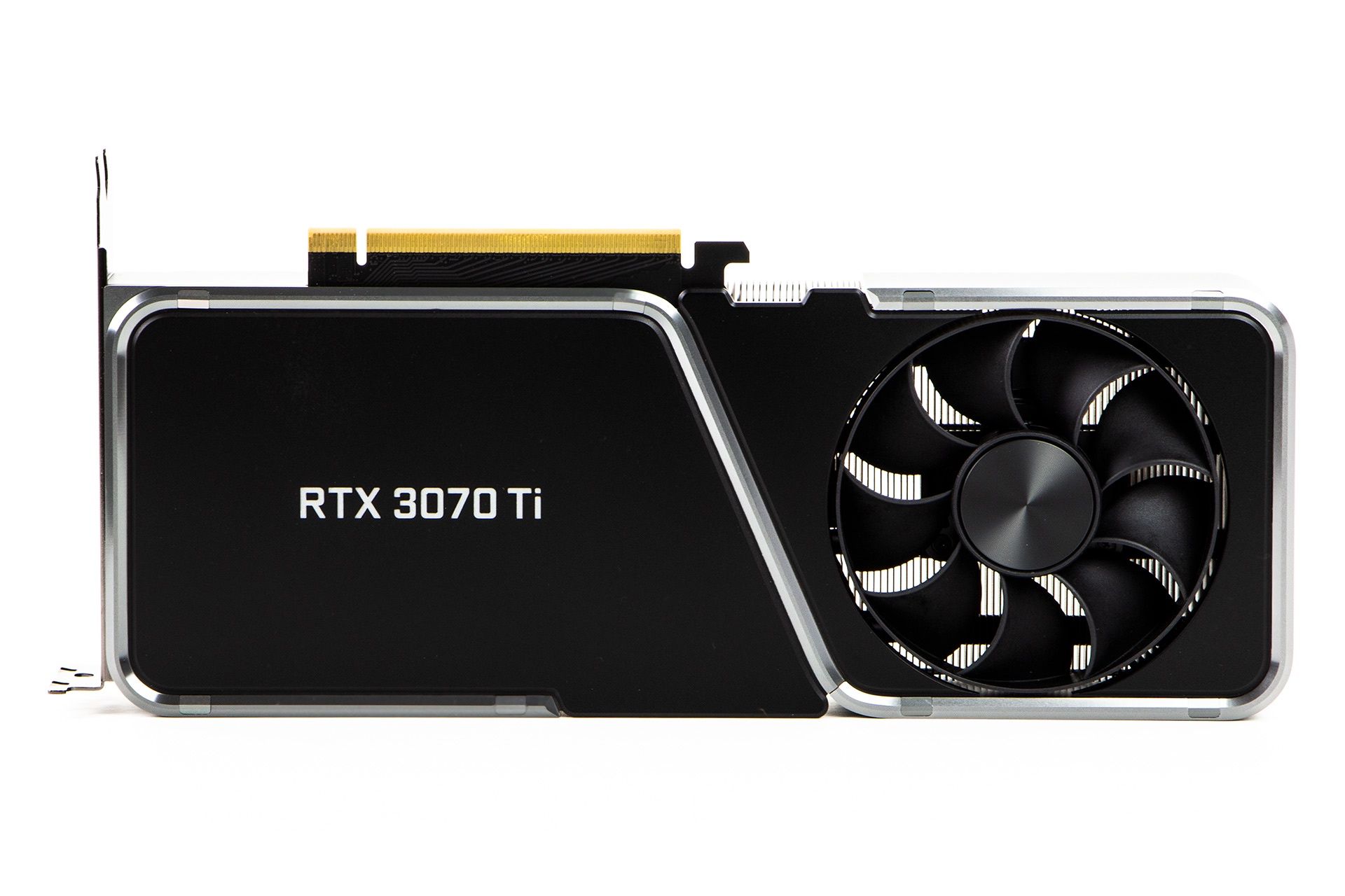 NVIDIA GeForce RTX 3070 Ti FE to dobra karta, ale przydałoby się więcej VRAM
