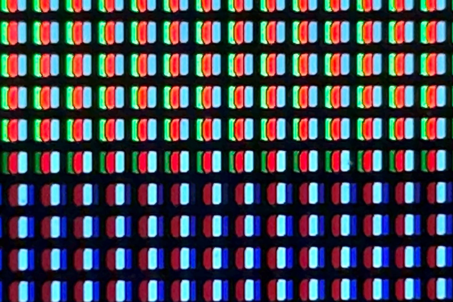 Panasonic TX-65MZ800E - layout subpikseli