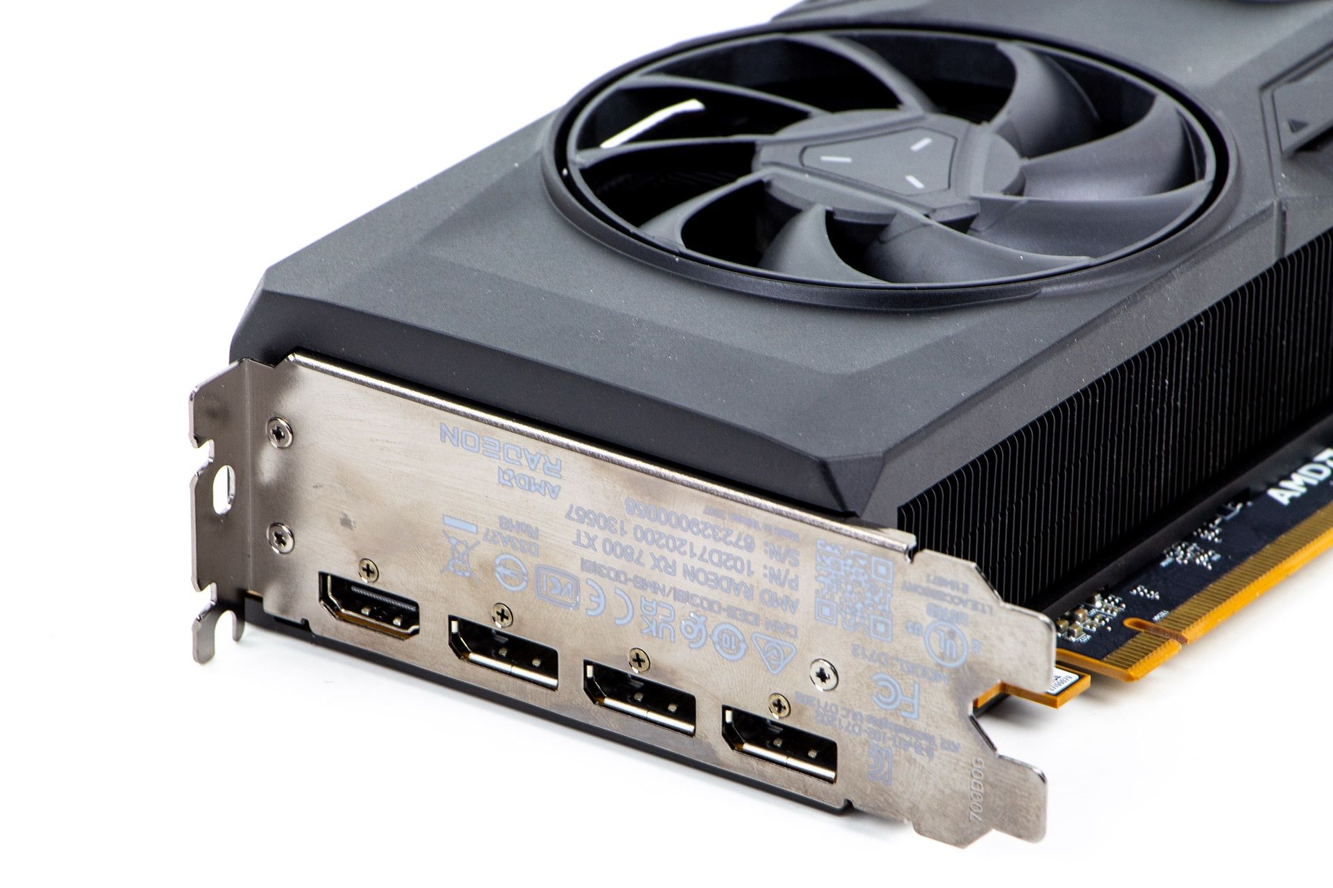 AMD Radeon RX 7800 XT - złacza