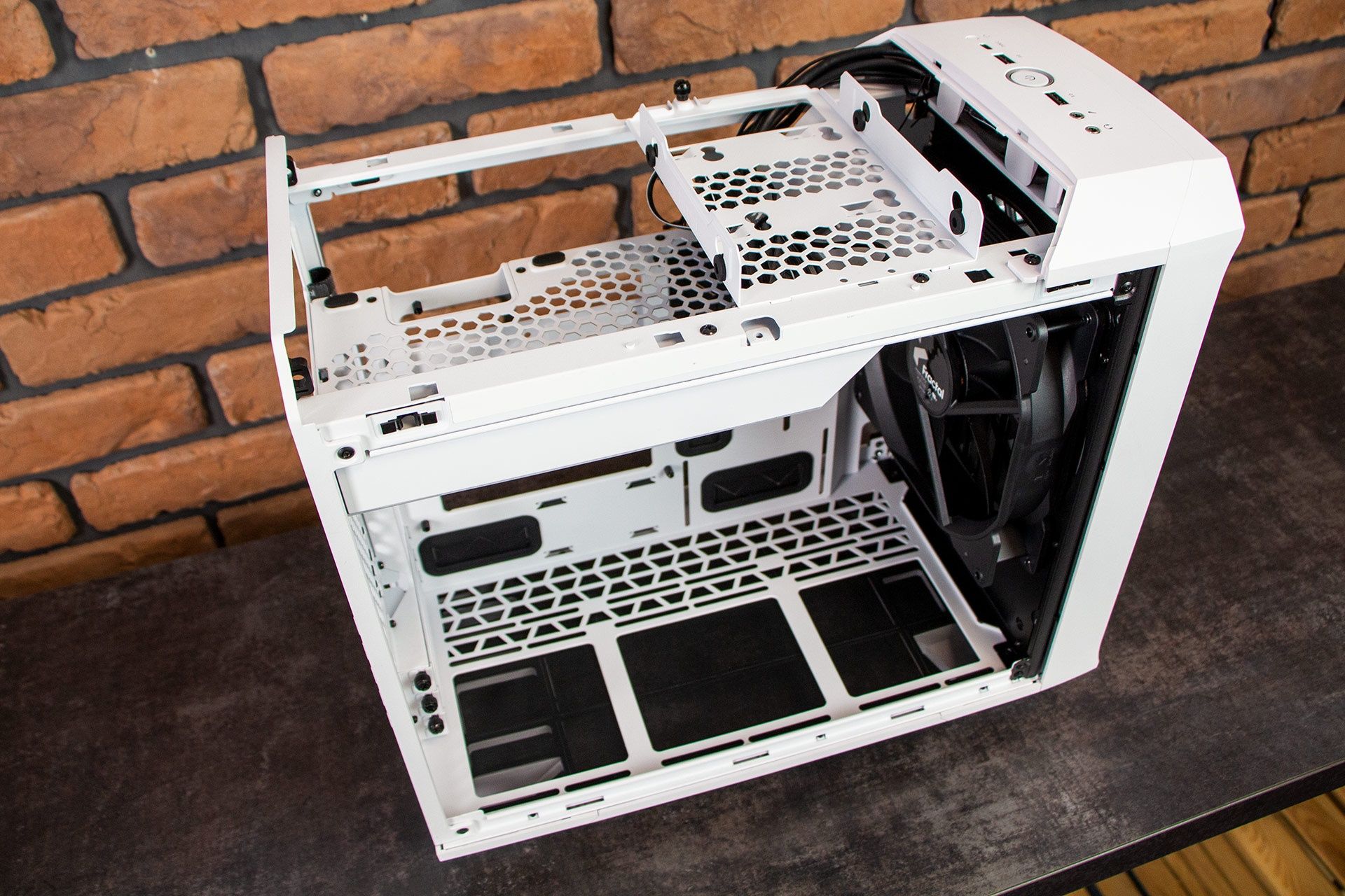 Fractal Design Torrent Nano TG White