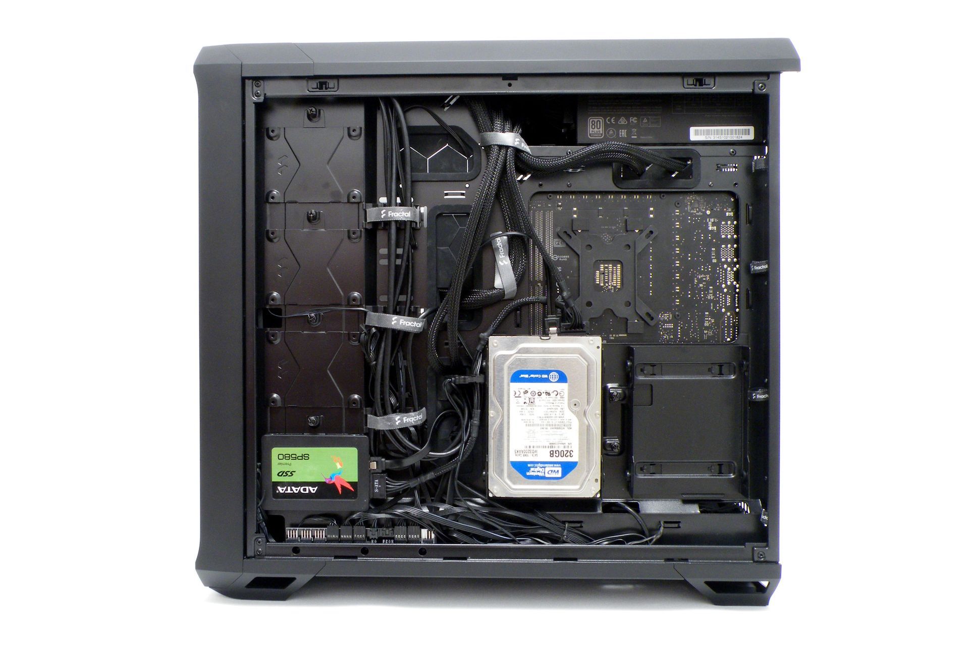 Fractal Design Torrent TG - montaż podzespołów
