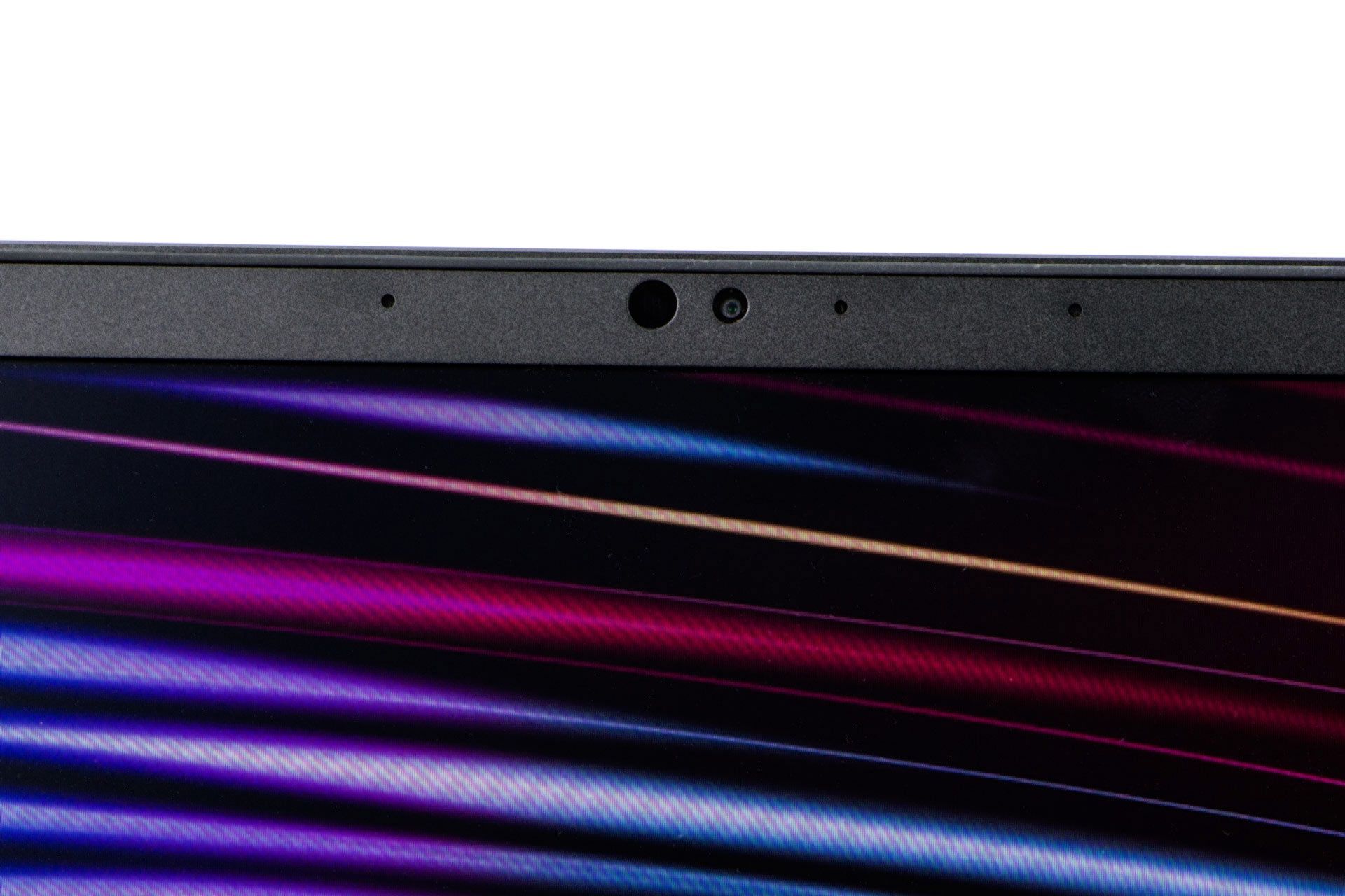 Razer Blade Pro 17 2020 - kamera i ramka matrycy
