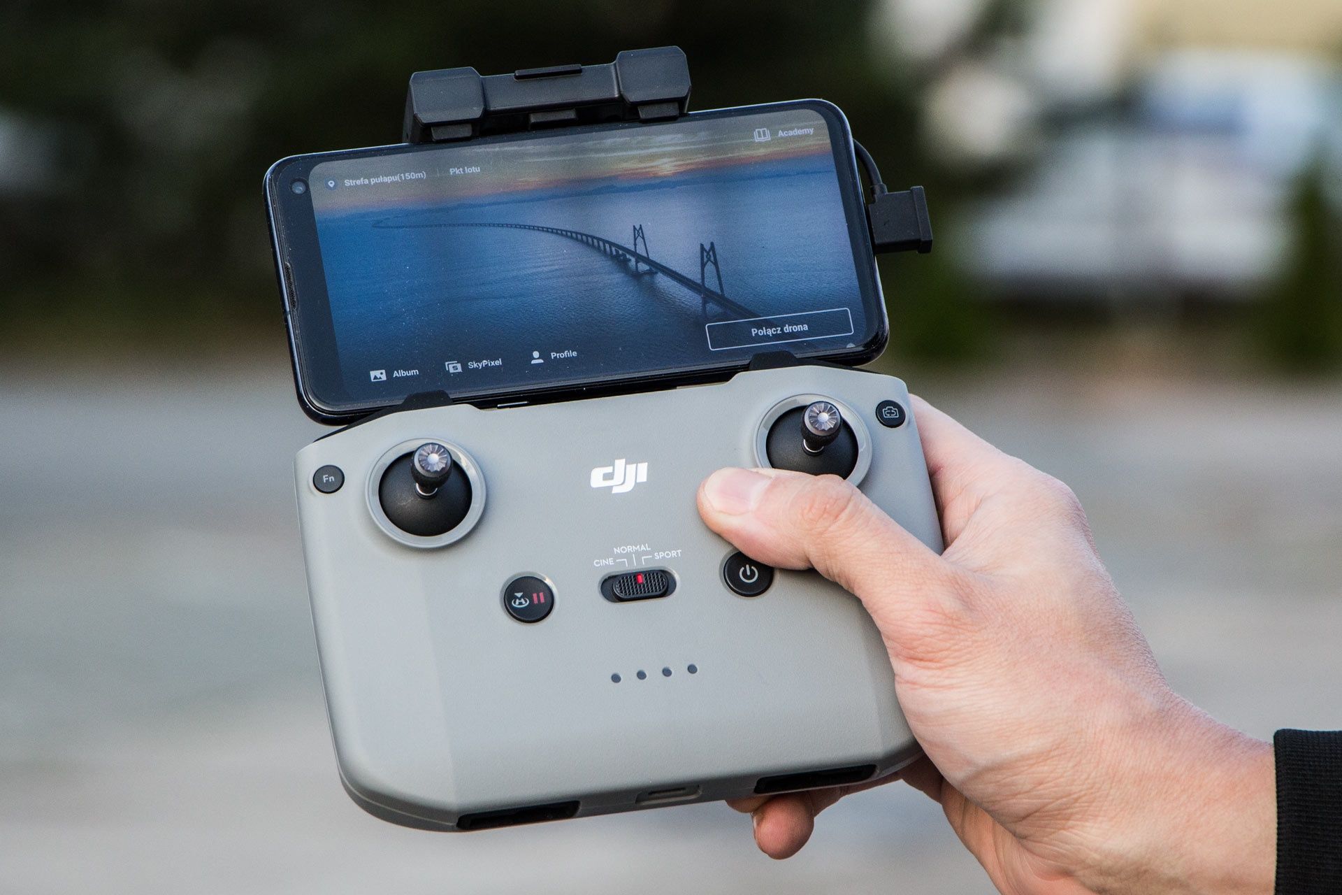 DJI Mini 2 - nowa aparatura i aplikacja DJI Fly
