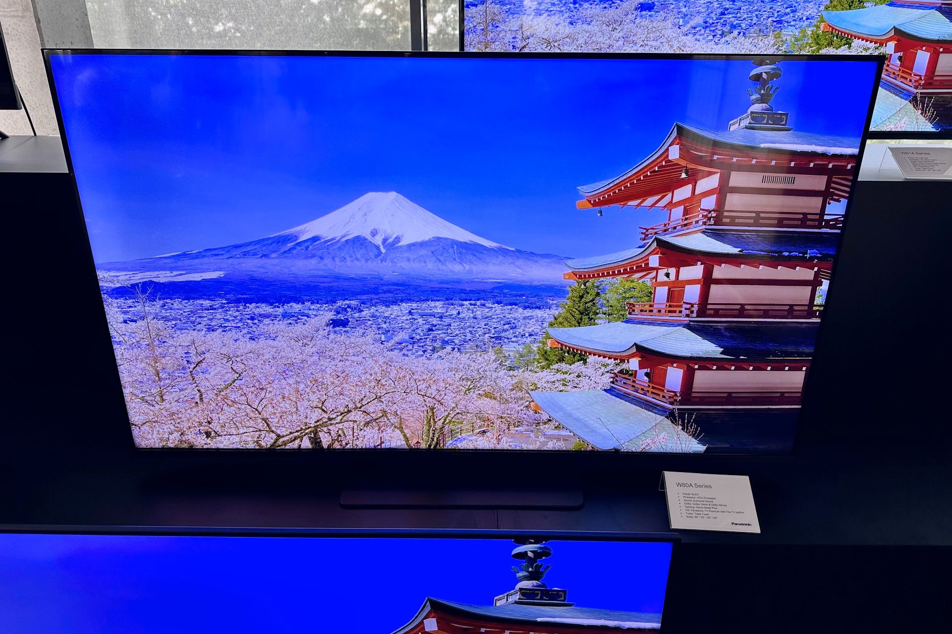 Panasonic - nowości w 2025 - W80A